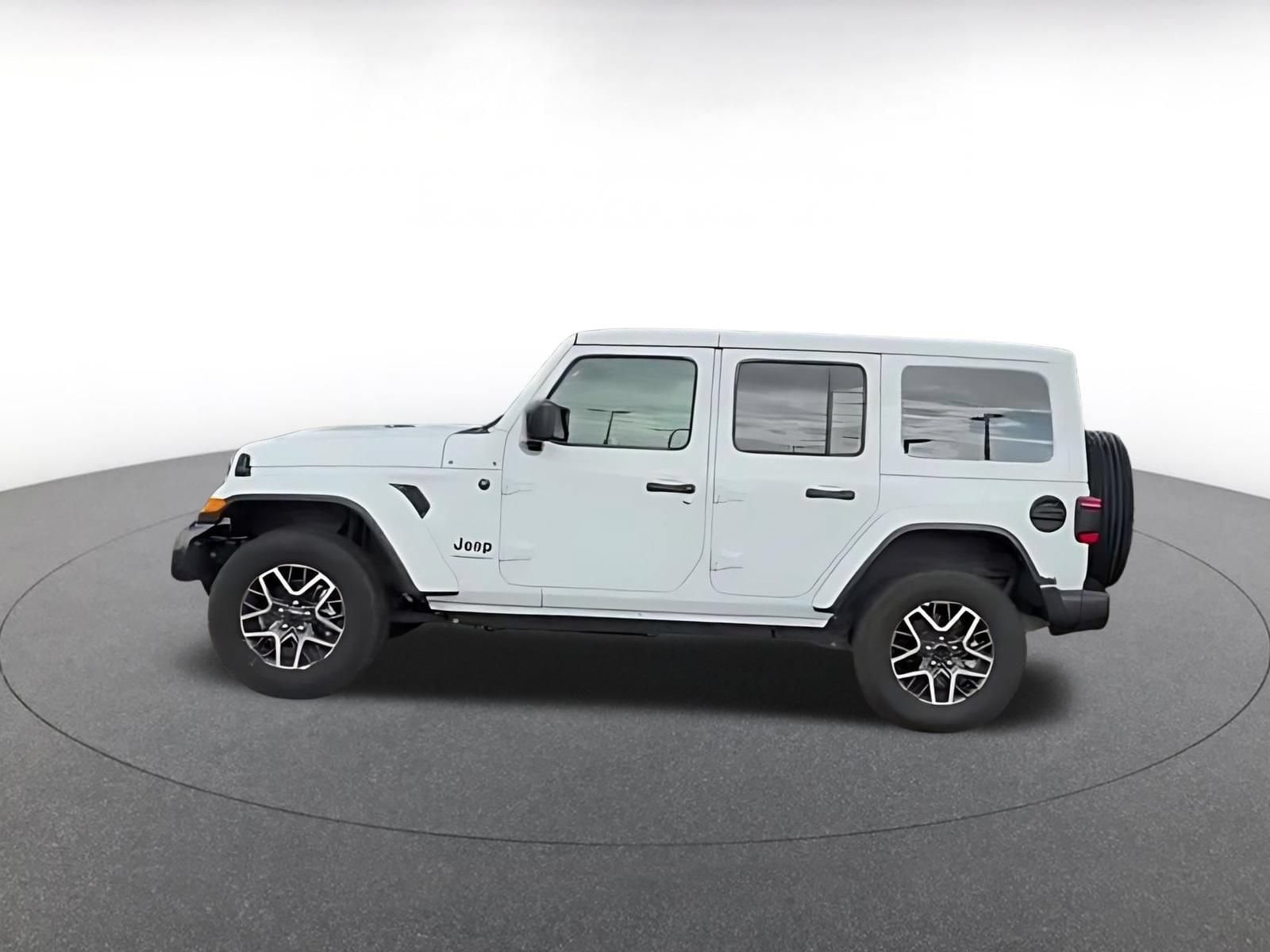 Thumbnail: 2025 Jeep Wrangler - 11