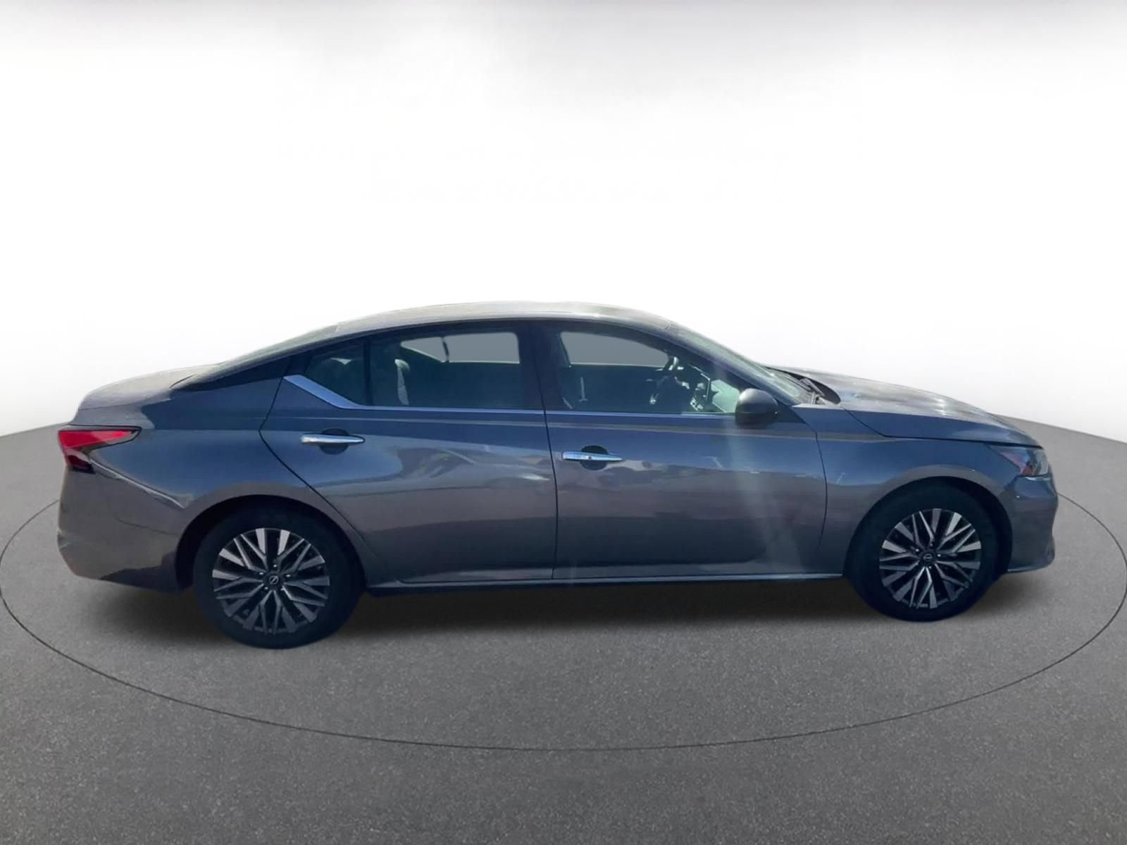 Thumbnail: 2025 Nissan Altima - 16