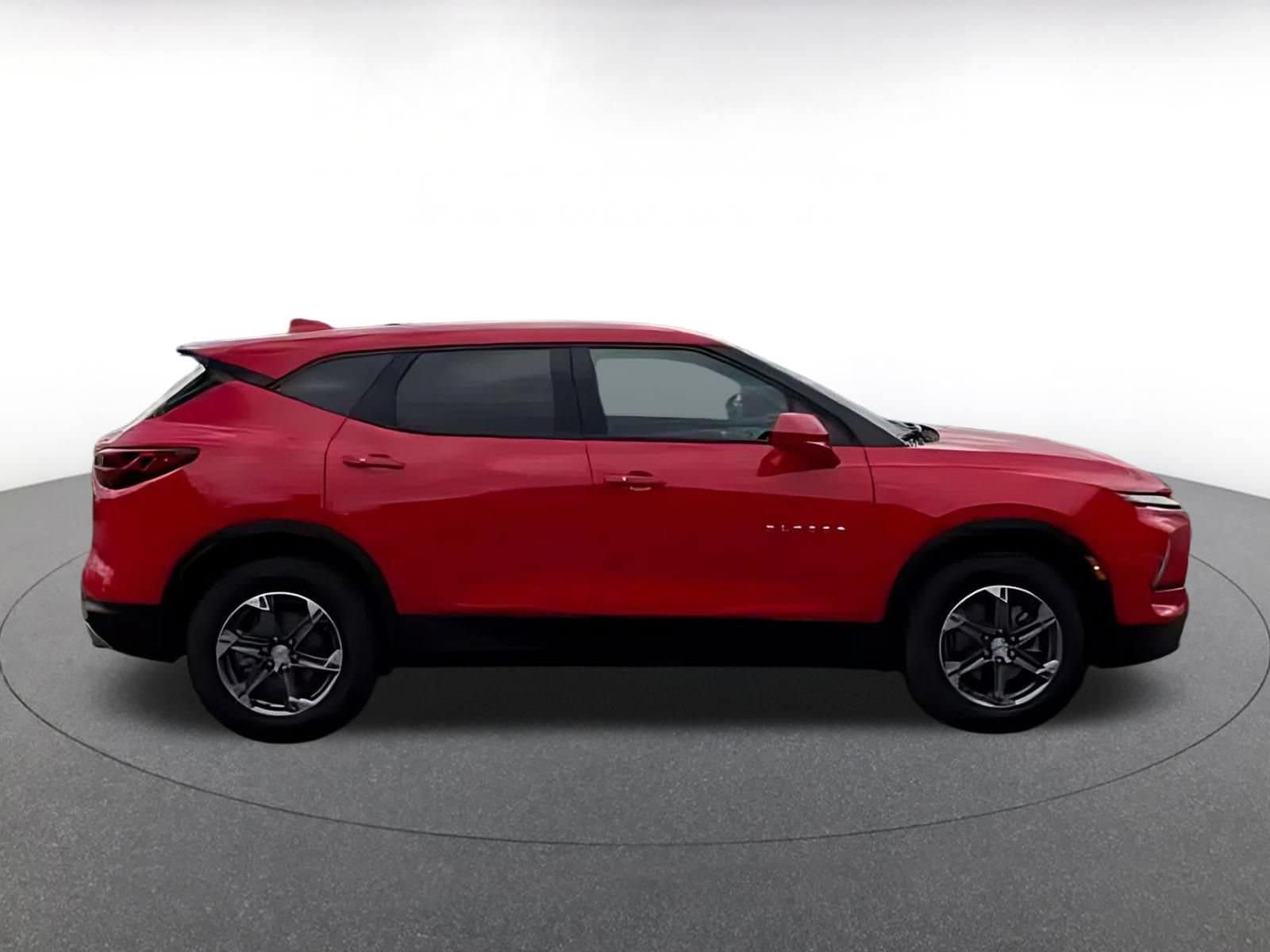Thumbnail: 2026 Chevrolet Blazer - 15