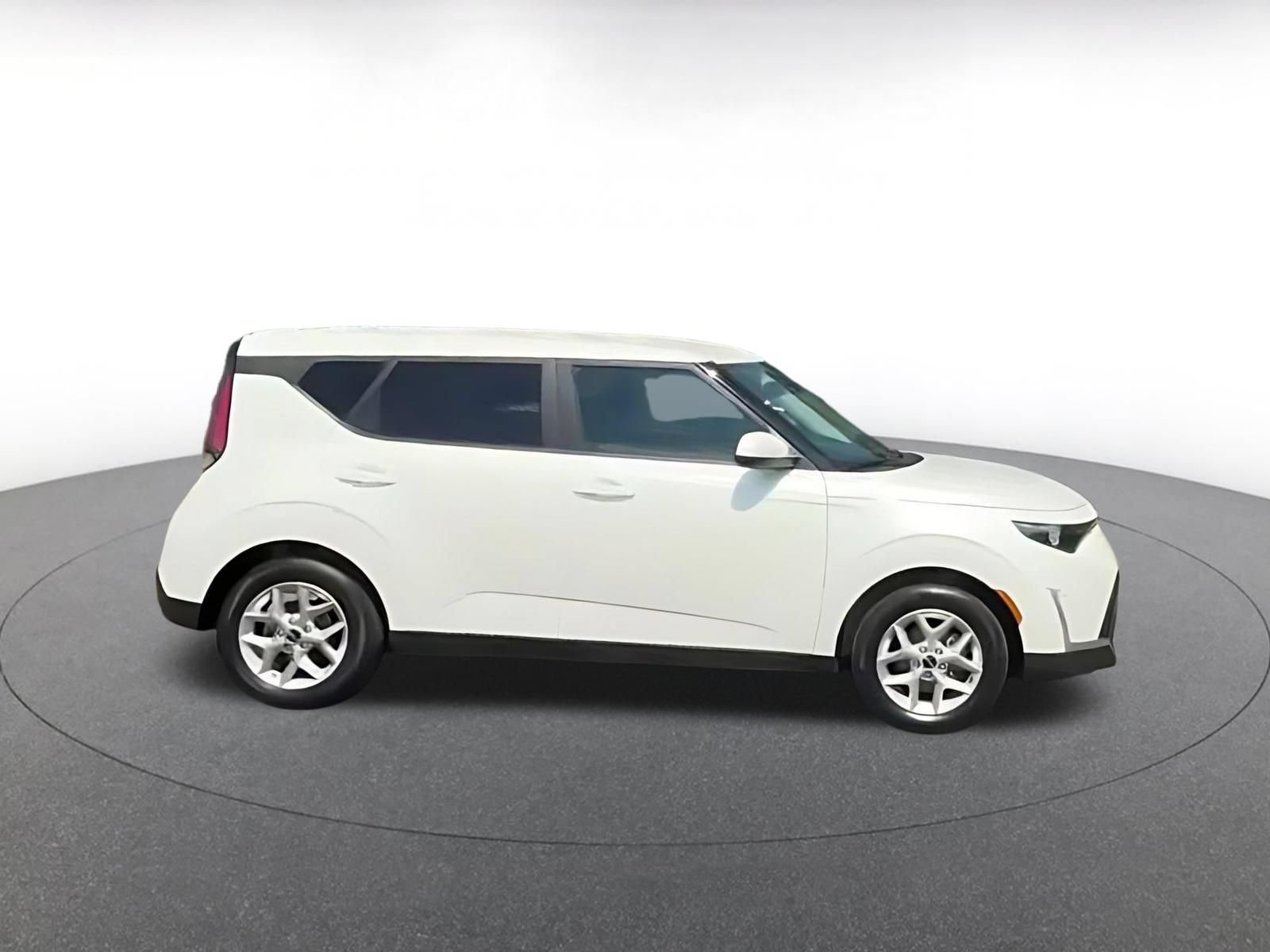 Thumbnail: 2025 Kia Soul - 4