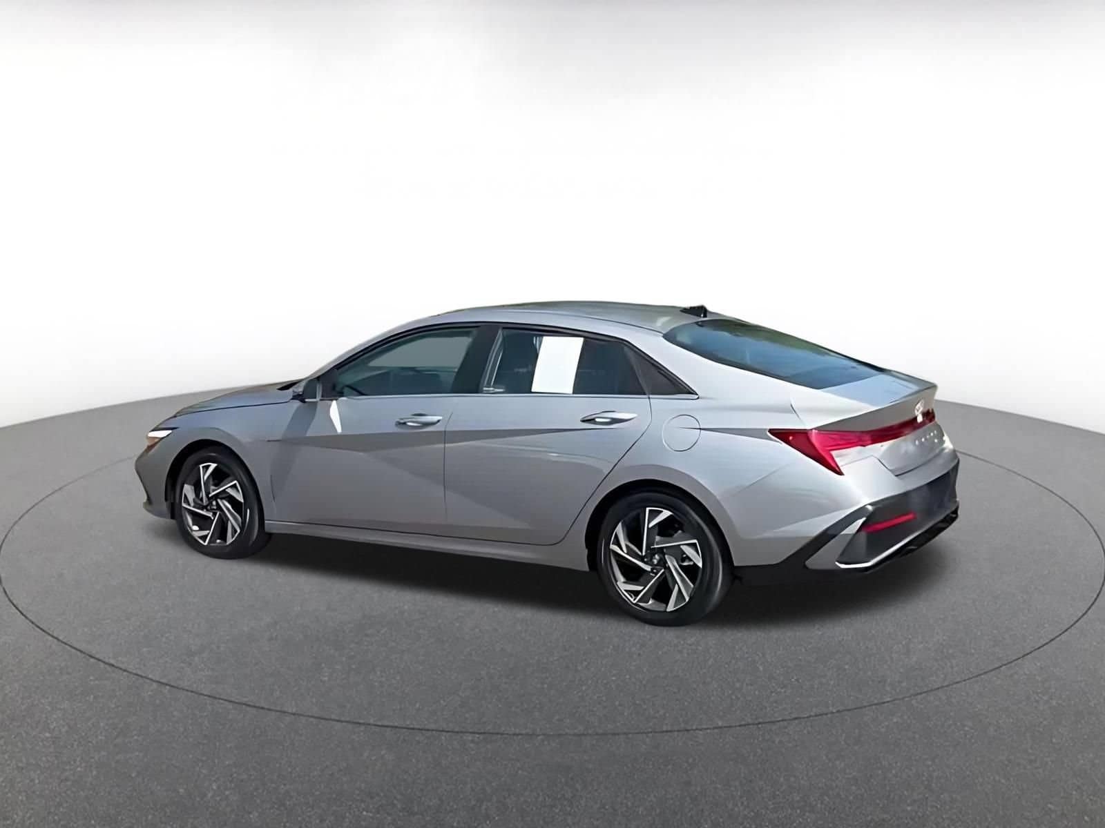Thumbnail: 2025 Hyundai Elantra - 8