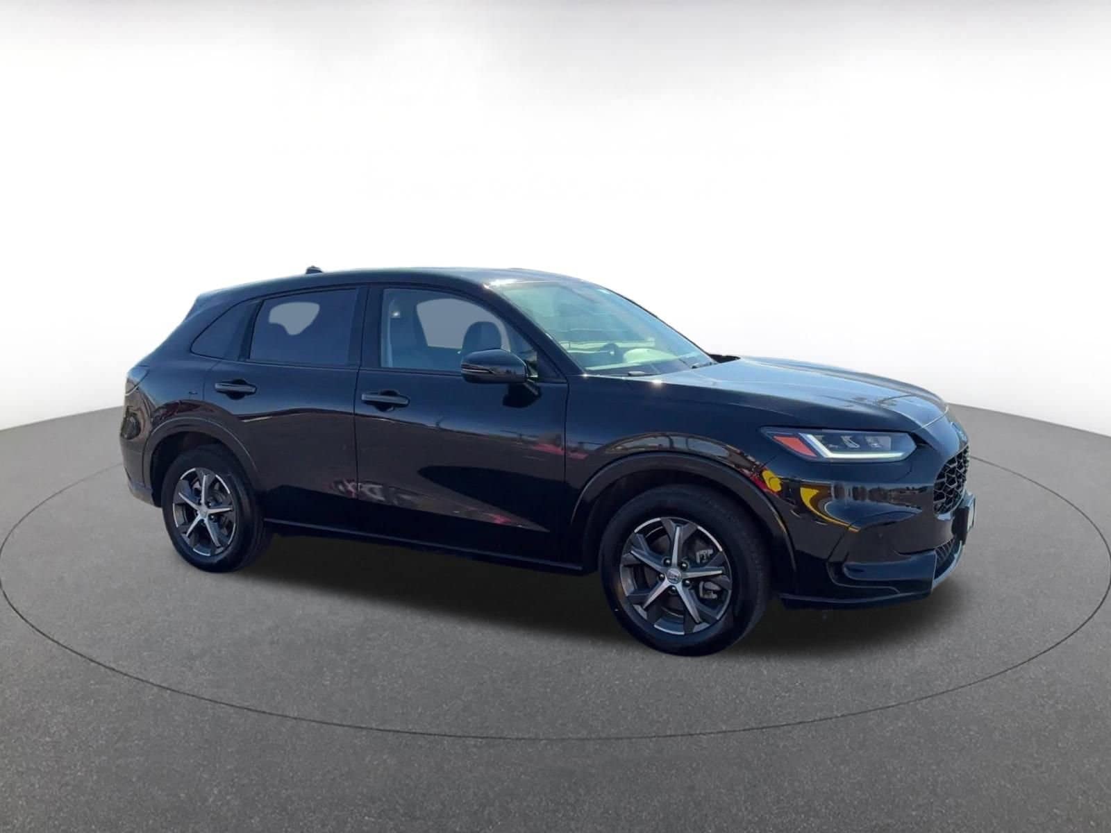 Thumbnail: 2025 Honda HR-V - 2