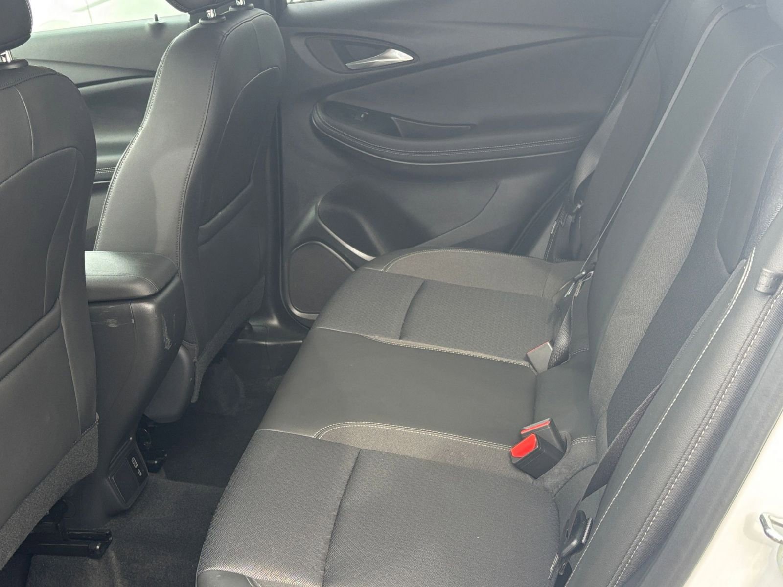 Thumbnail: 2025 Buick Encore GX - 22