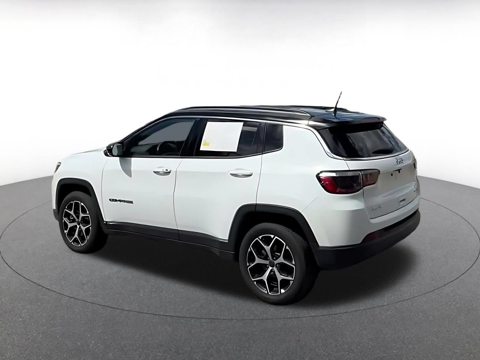 Thumbnail: 2025 Jeep Wrangler - 9