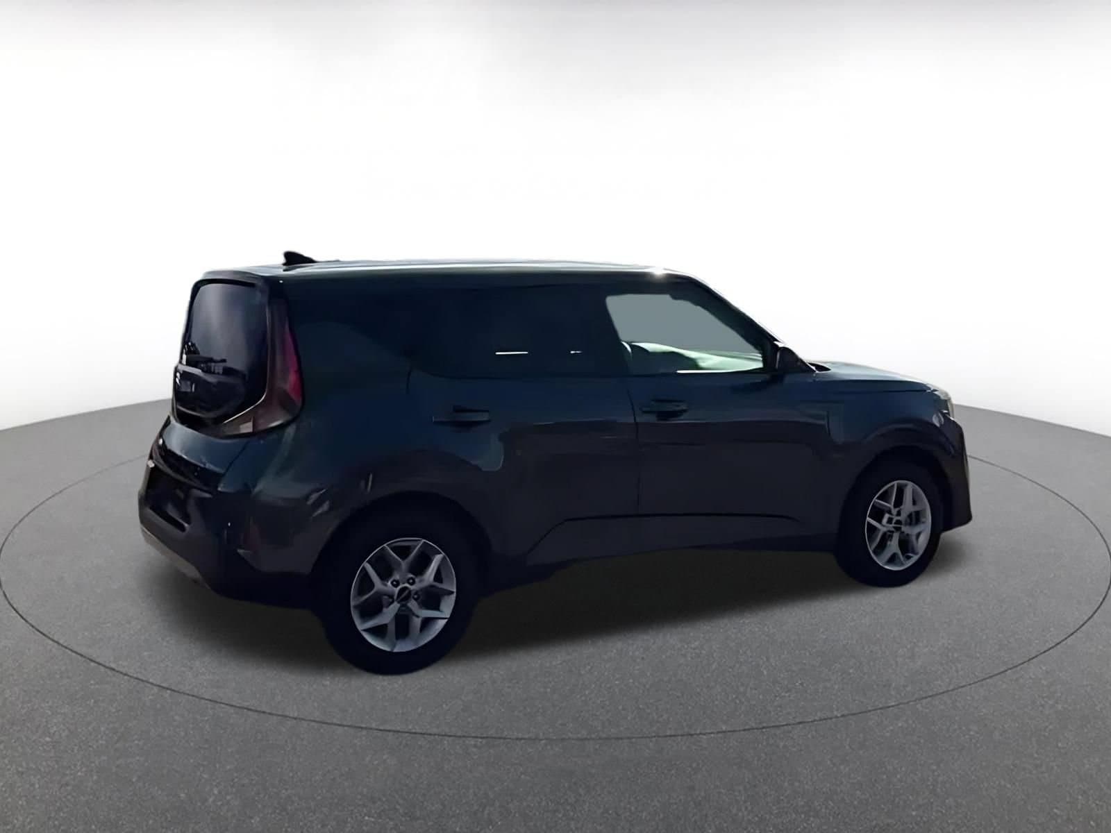 Thumbnail: 2025 Kia Soul - 11
