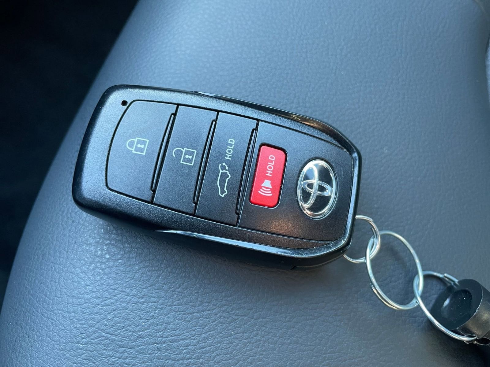 Thumbnail: 2025 Toyota Highlander - 21