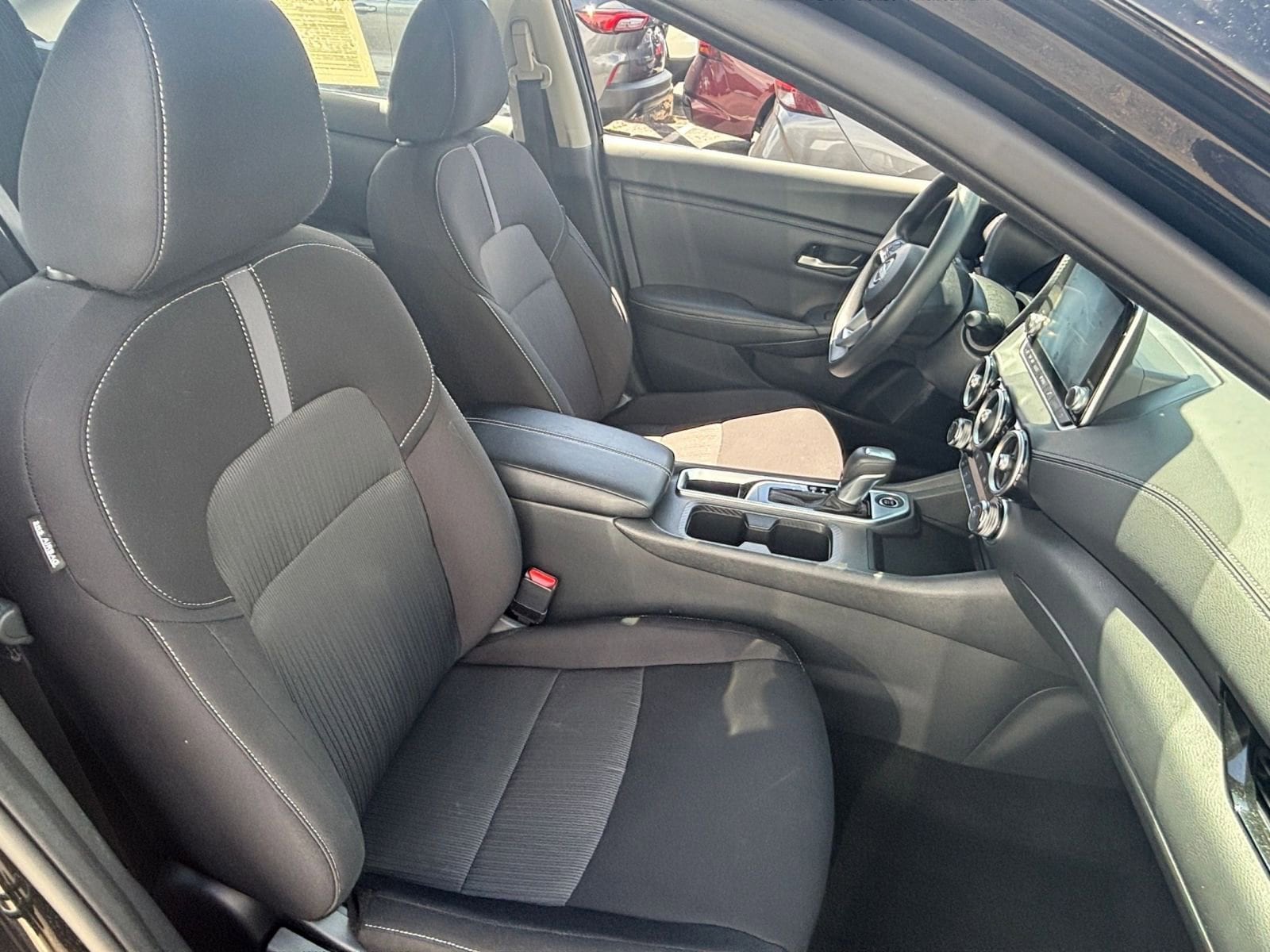 Thumbnail: 2025 Nissan Sentra - 33