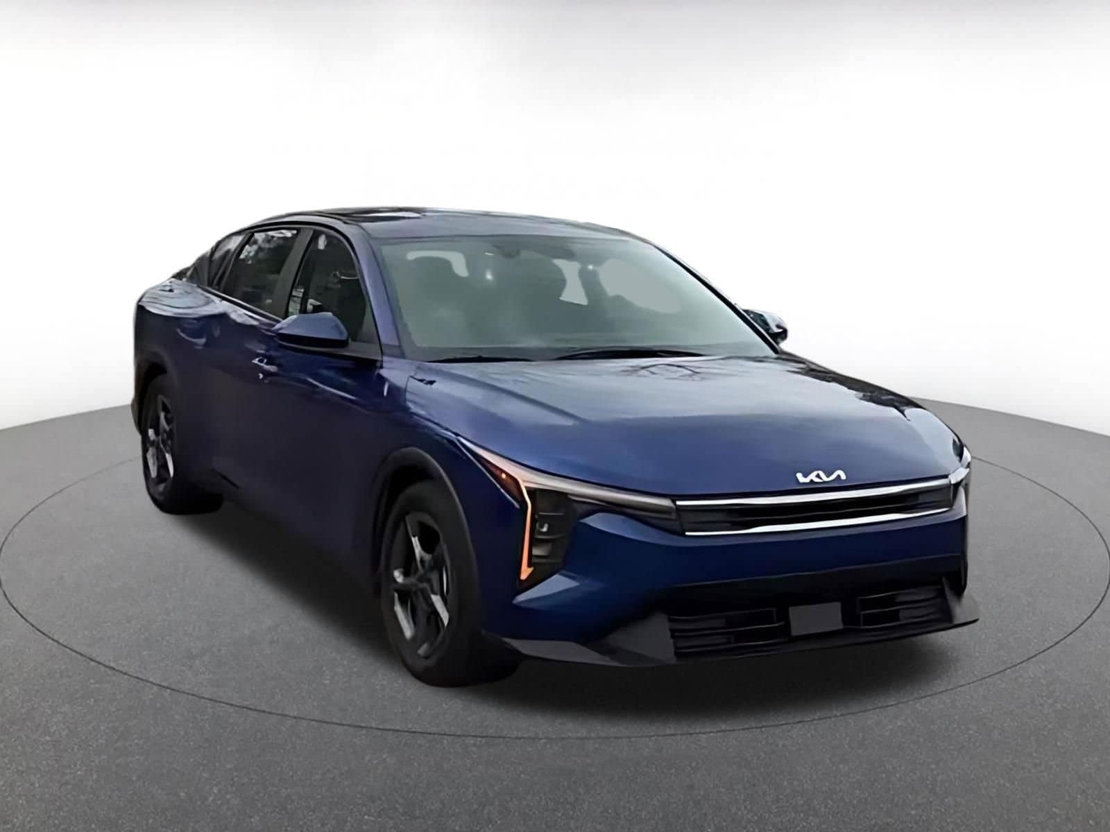 Thumbnail: 2025 Kia K4 - 3