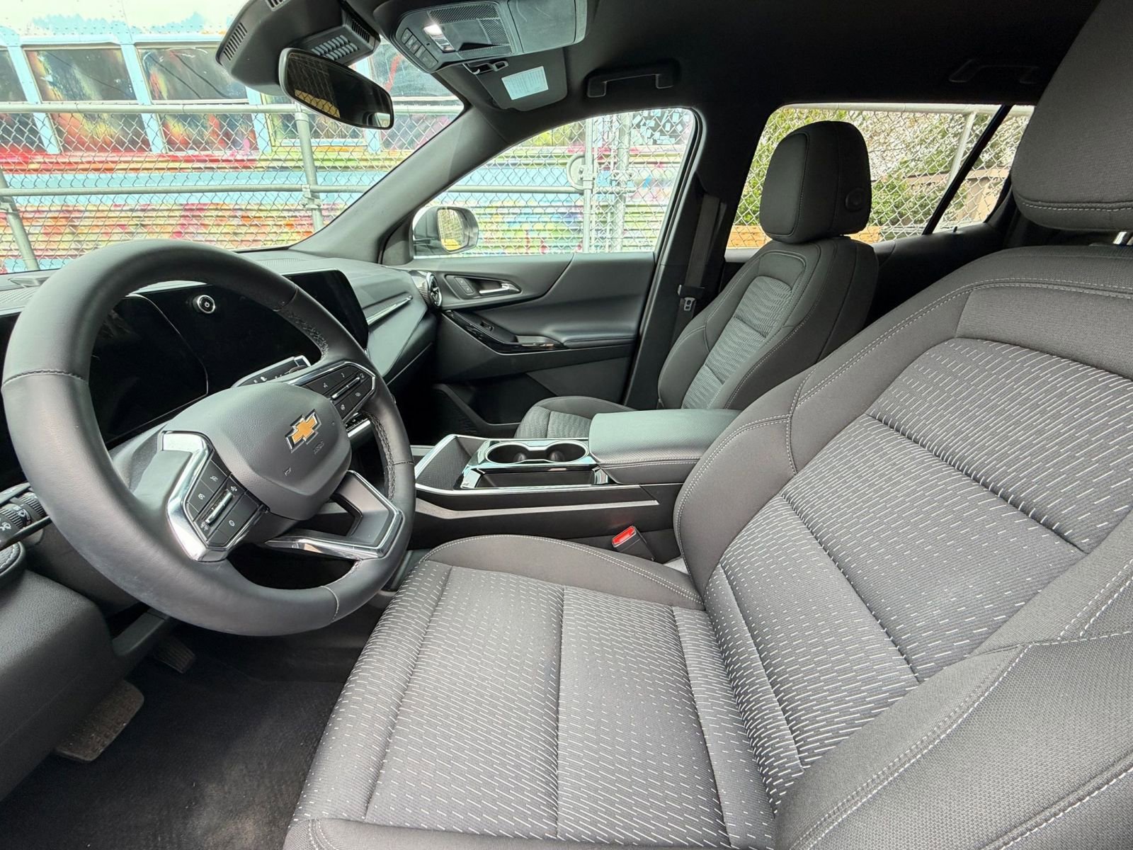 Thumbnail: 2025 Chevrolet Equinox - 25