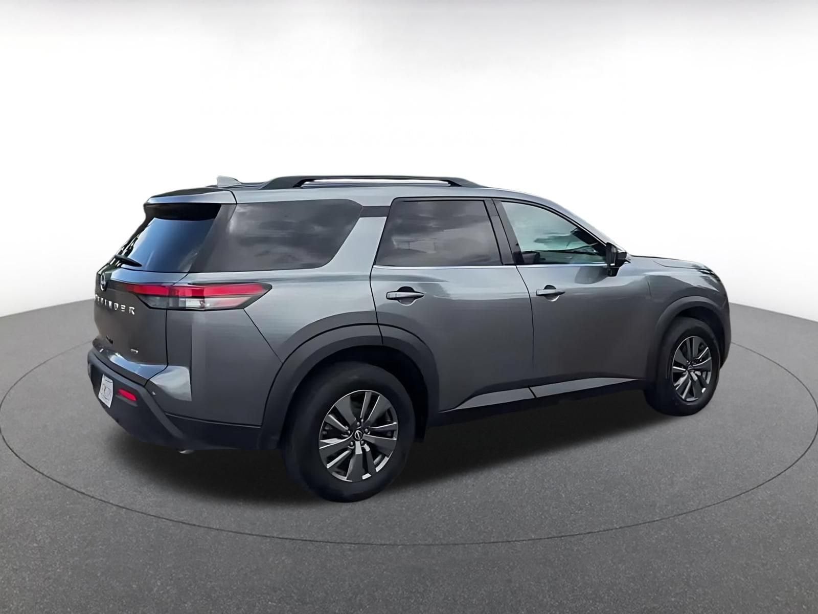 Thumbnail: 2025 Nissan Pathfinder - 11