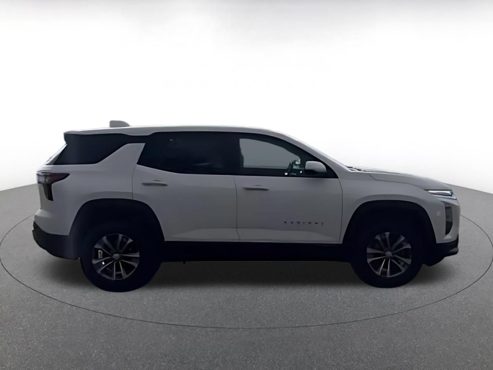 Thumbnail: 2025 Chevrolet Equinox - 10