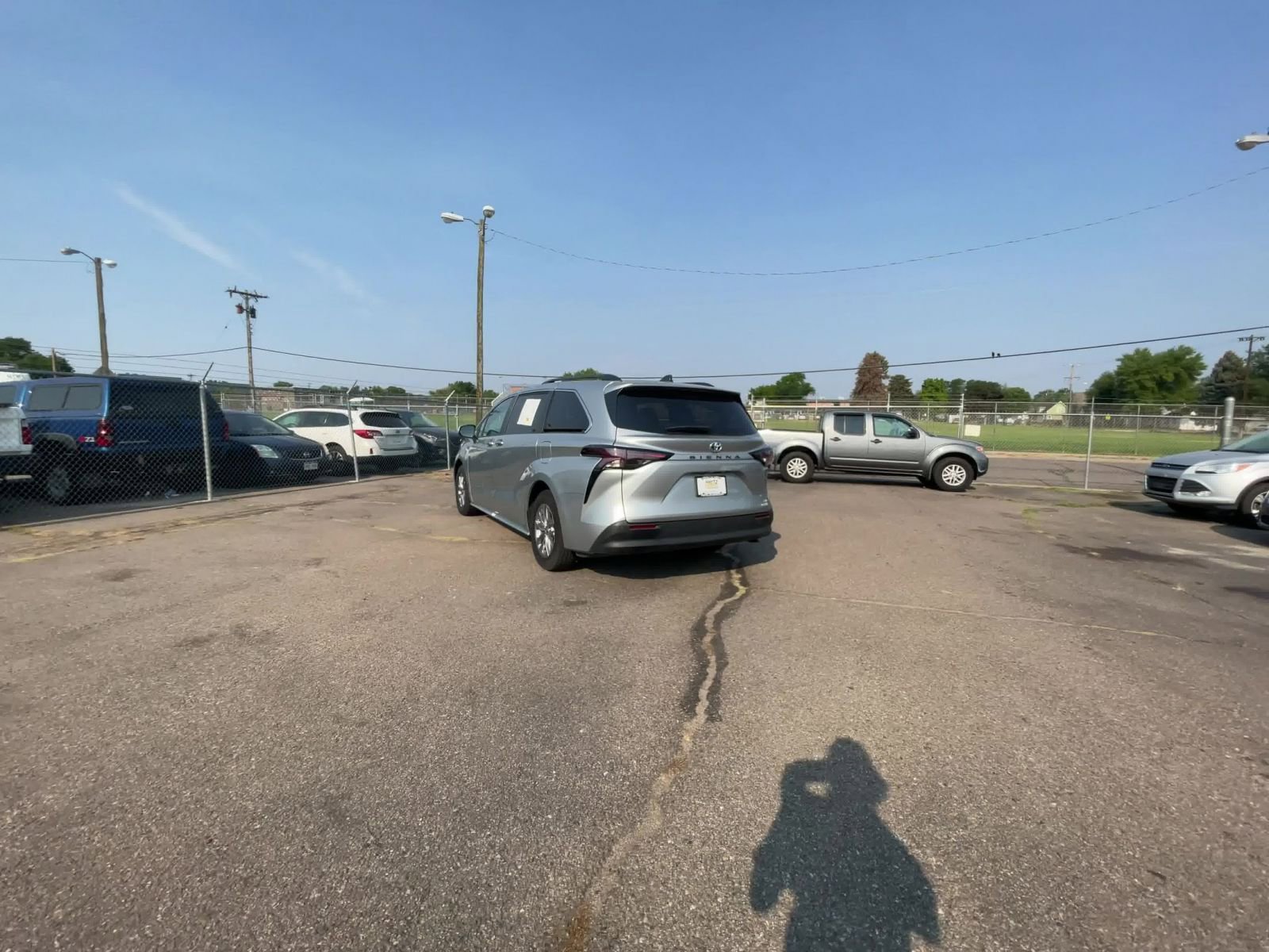 Thumbnail: 2024 Toyota Sienna - 16