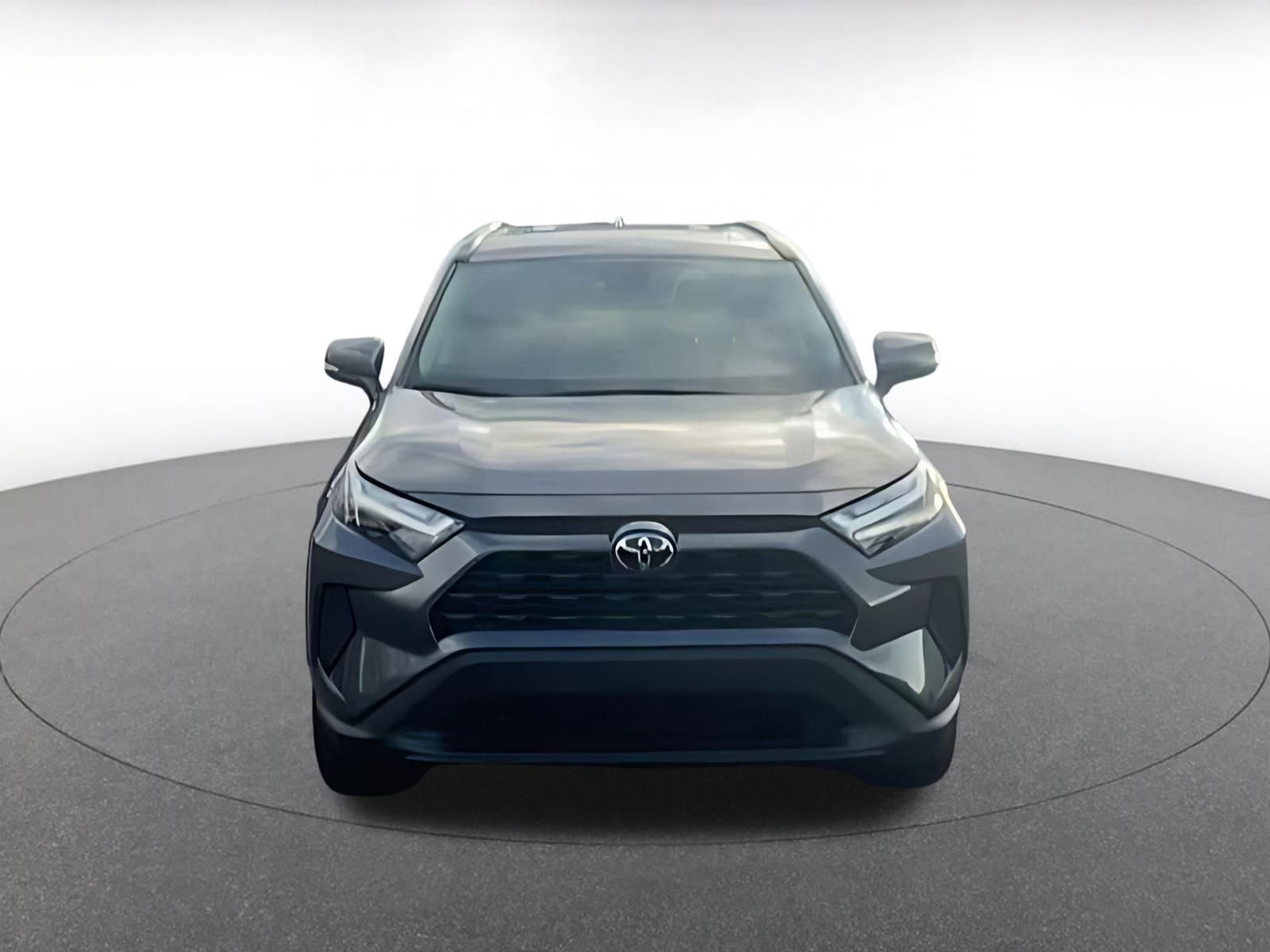 Thumbnail: 2025 Toyota RAV4 - 3