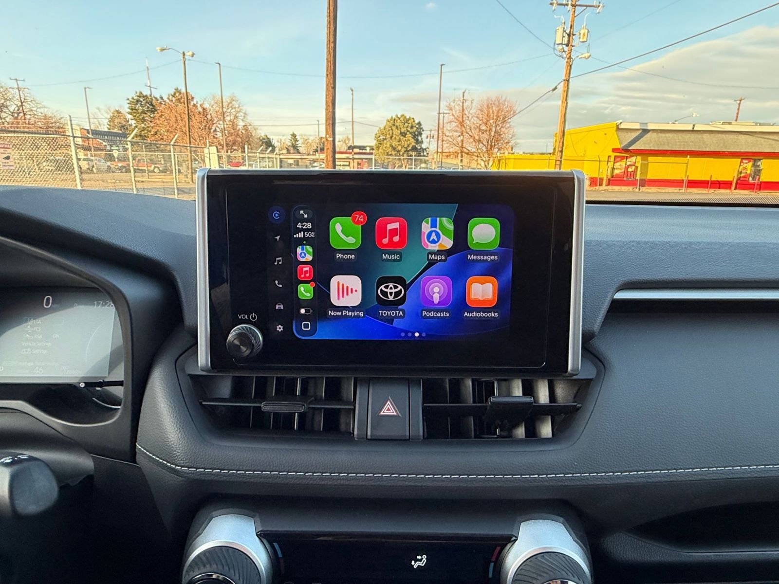 Thumbnail: 2025 Toyota RAV4 - 17