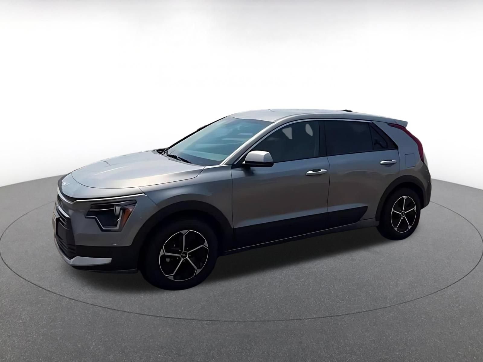Thumbnail: 2026 Kia Niro - 8