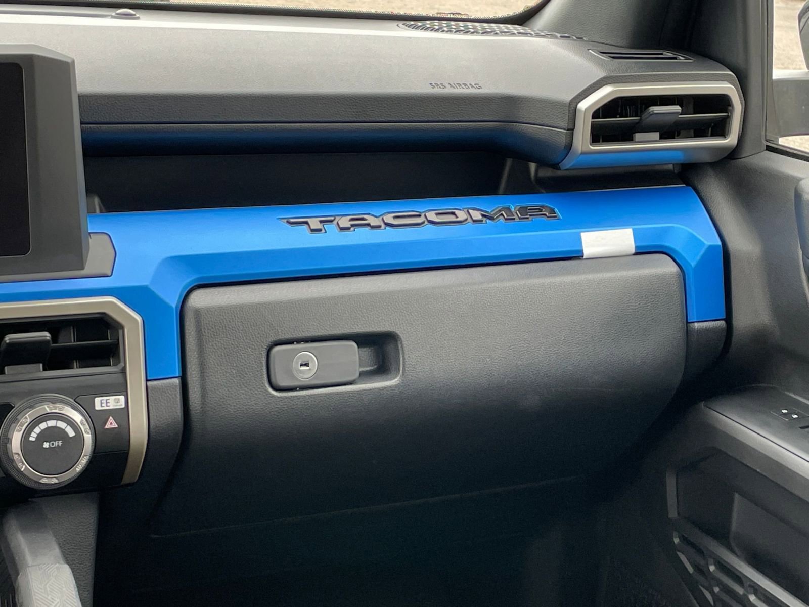 Thumbnail: 2025 Toyota Tacoma - 34