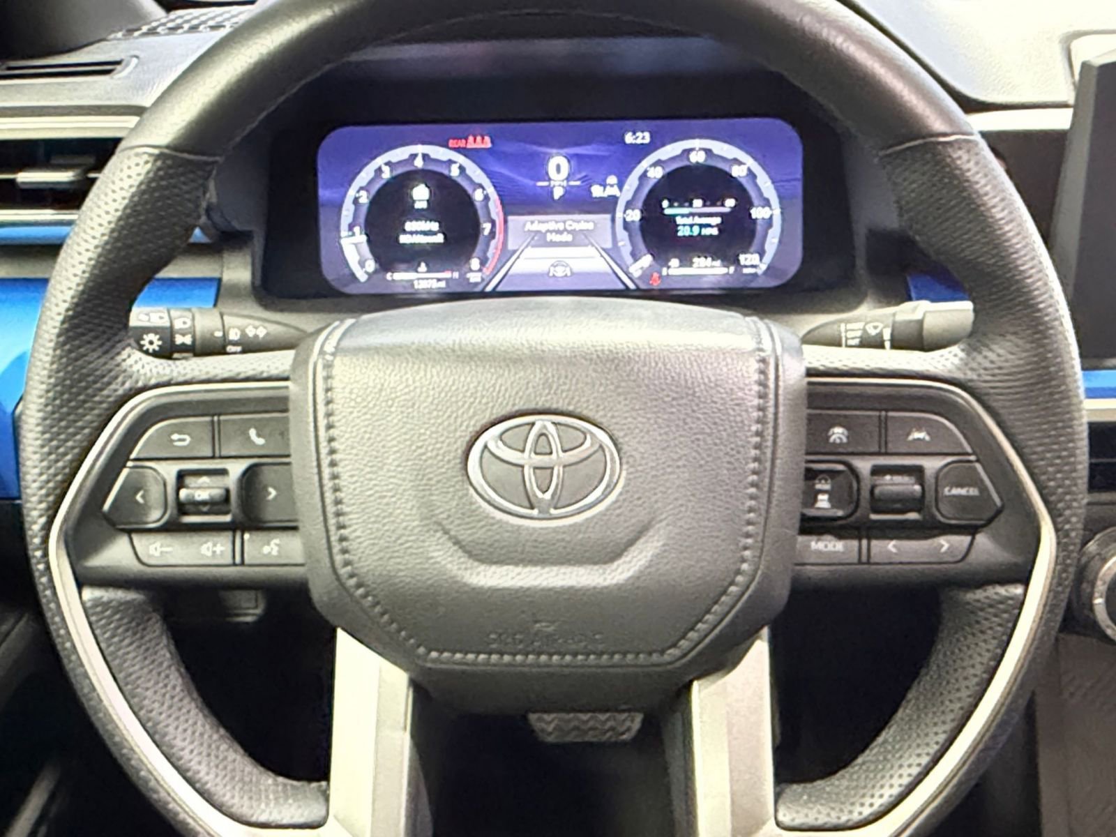 Thumbnail: 2025 Toyota Tacoma - 25