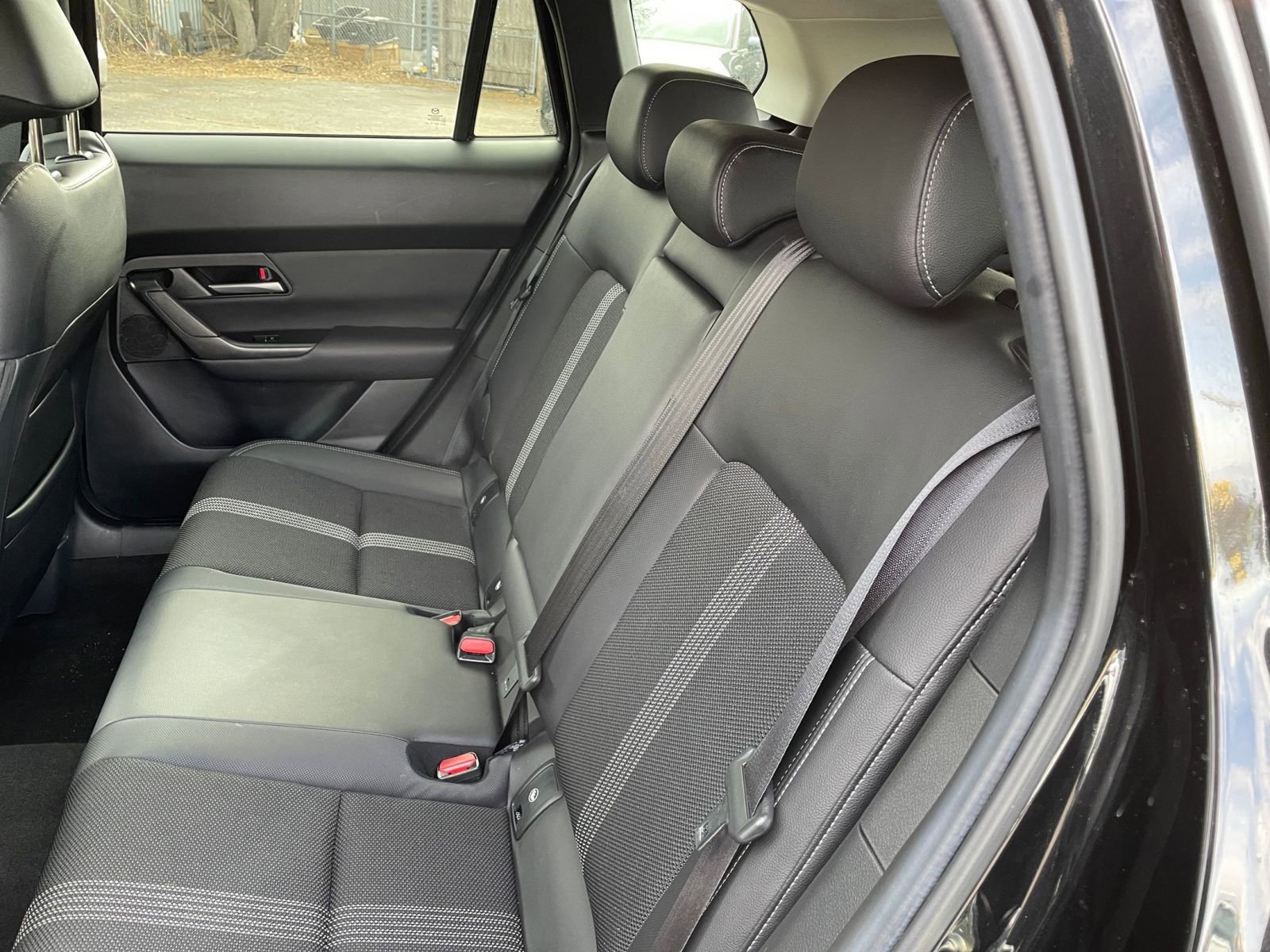 Thumbnail: 2025 Mazda CX-50 - 35