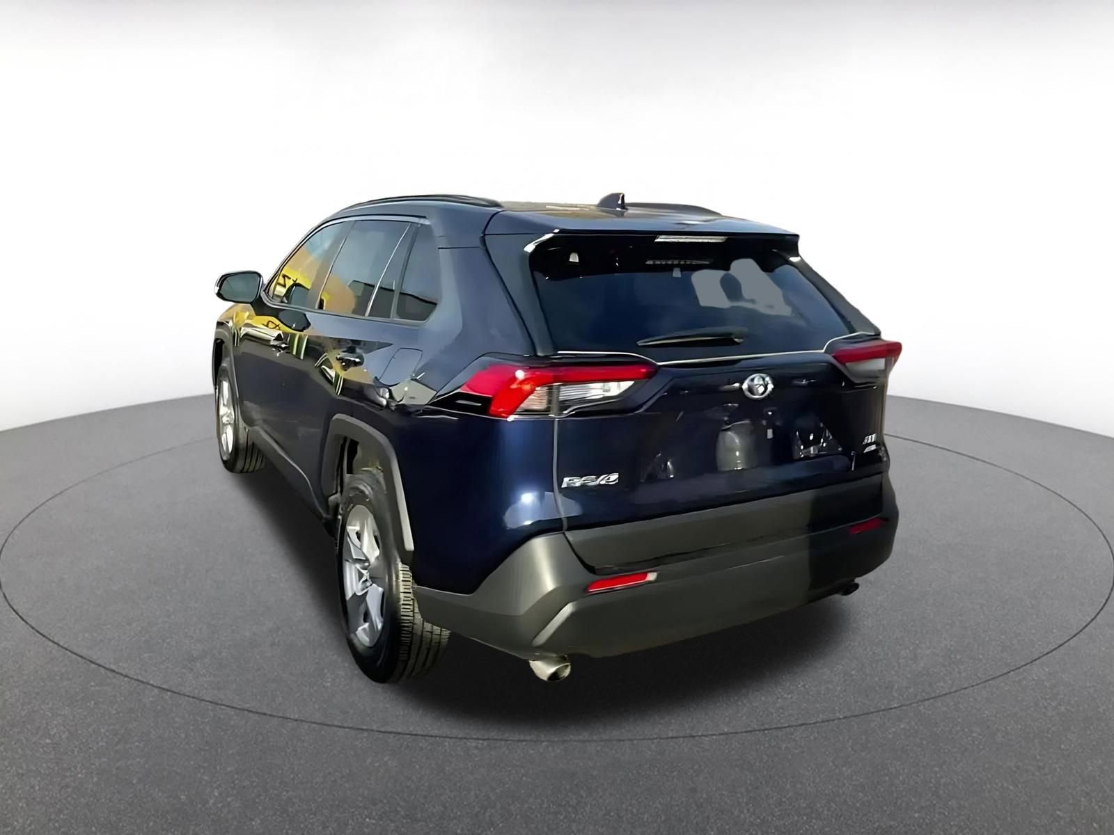 Thumbnail: 2025 Toyota RAV4 - 11