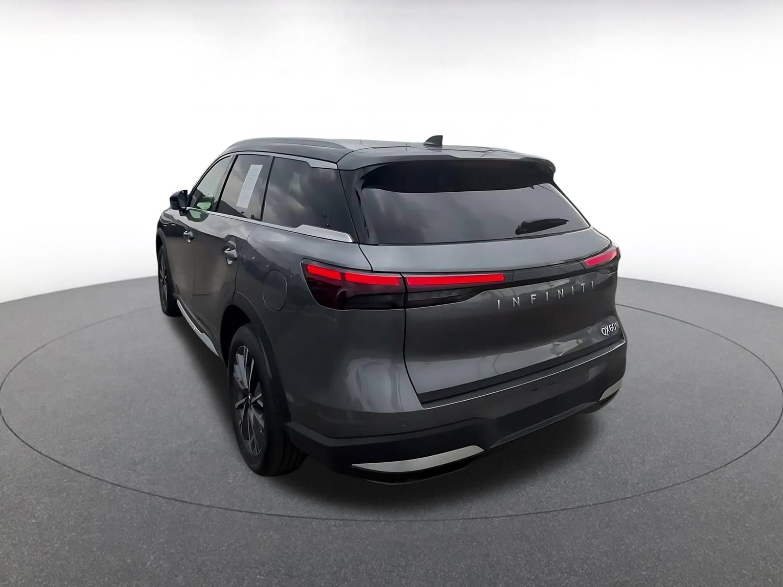 Thumbnail: 2026 INFINITI QX60 - 11