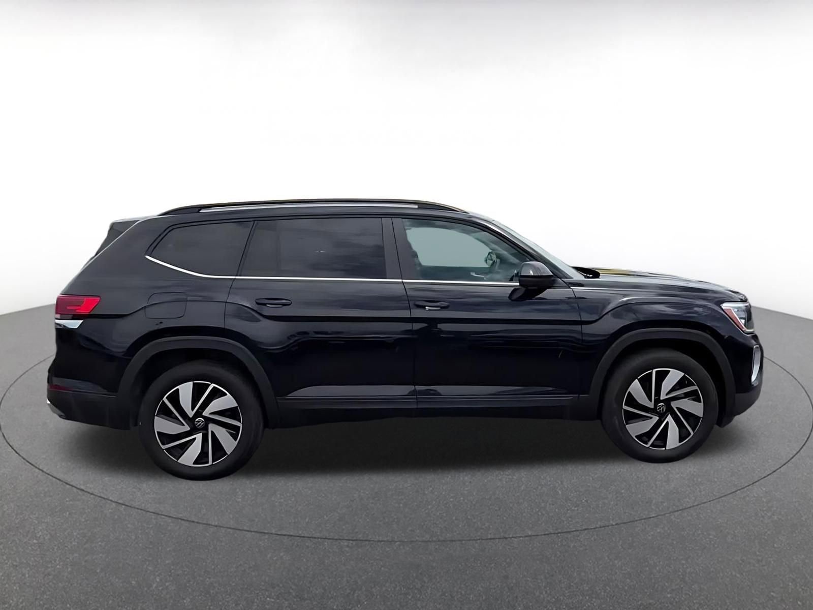 Thumbnail: 2025 Volkswagen Atlas - 15