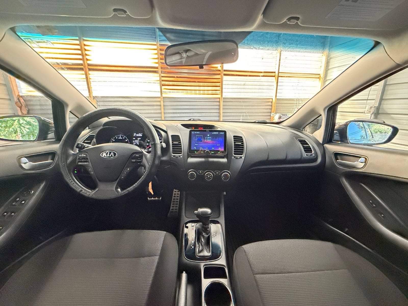 Thumbnail: 2018 Kia Forte - 26