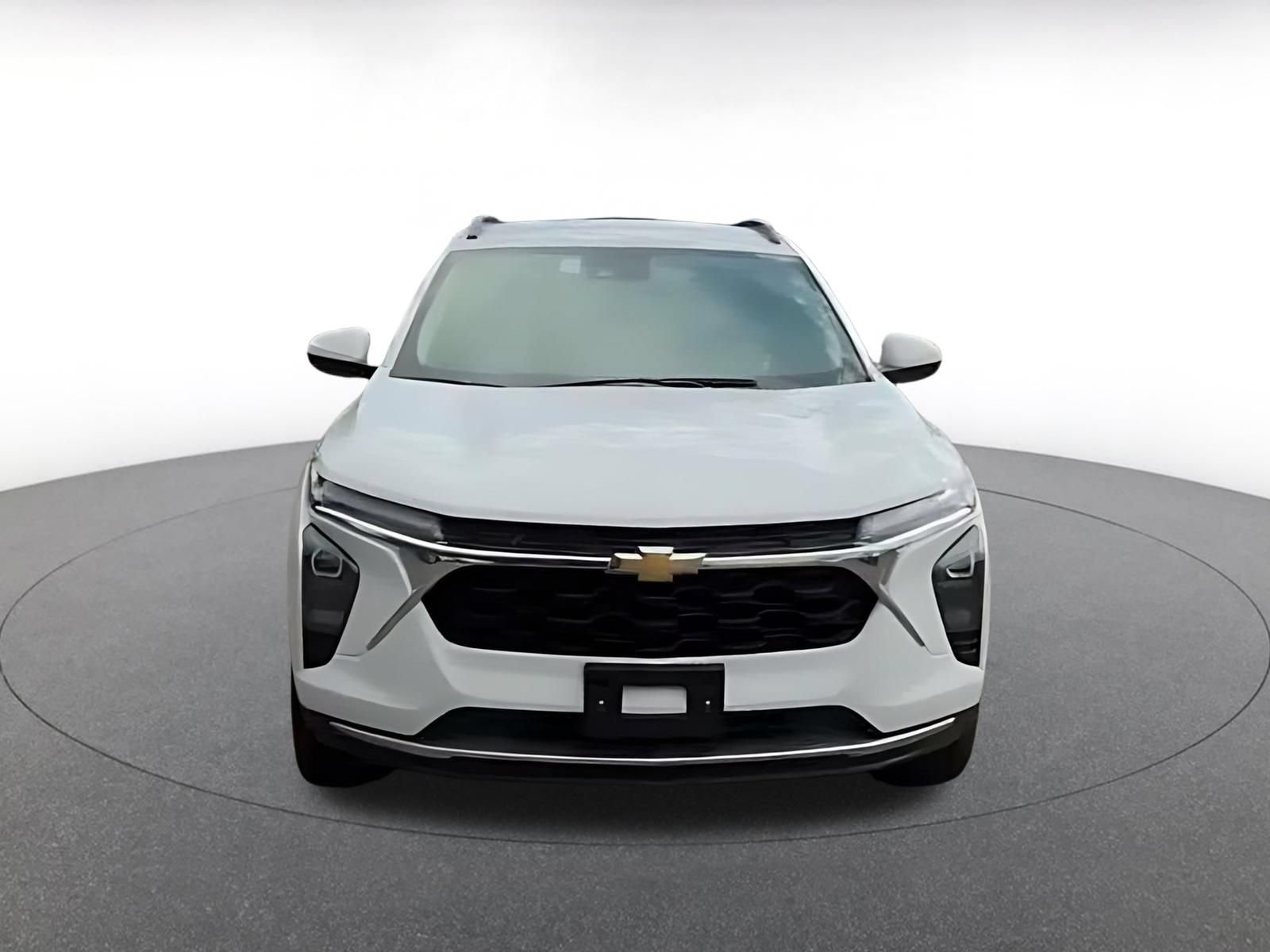 Thumbnail: 2025 Chevrolet Trax - 4