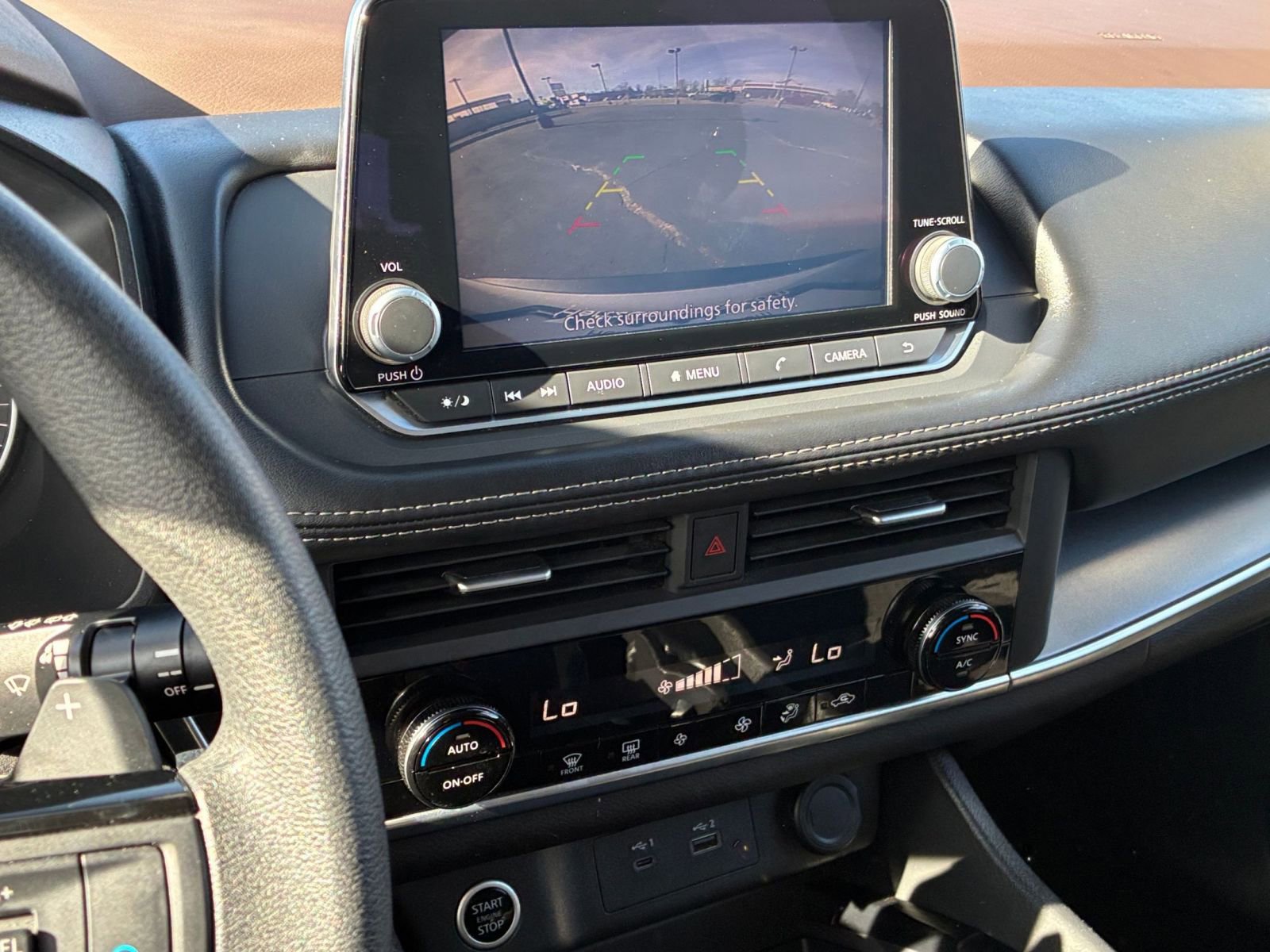 Thumbnail: 2023 Nissan Rogue - 25