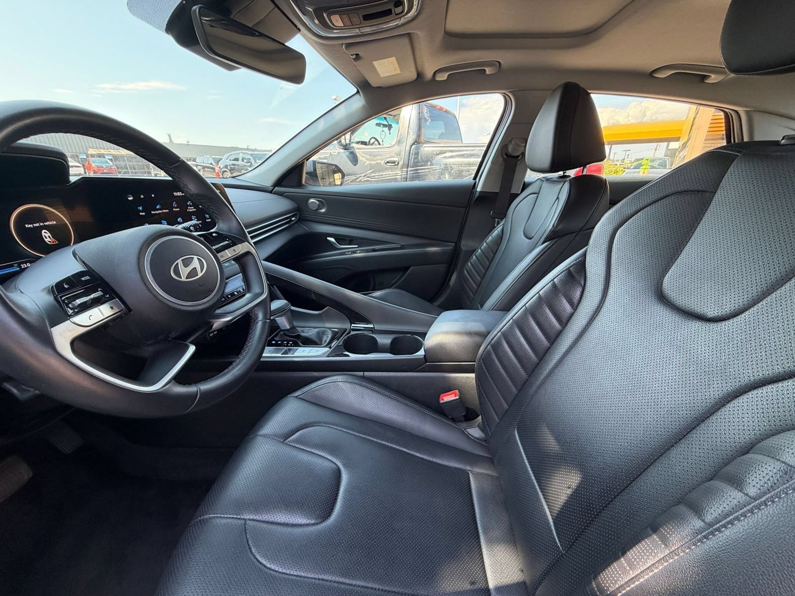 Thumbnail: 2025 Hyundai Elantra - 27
