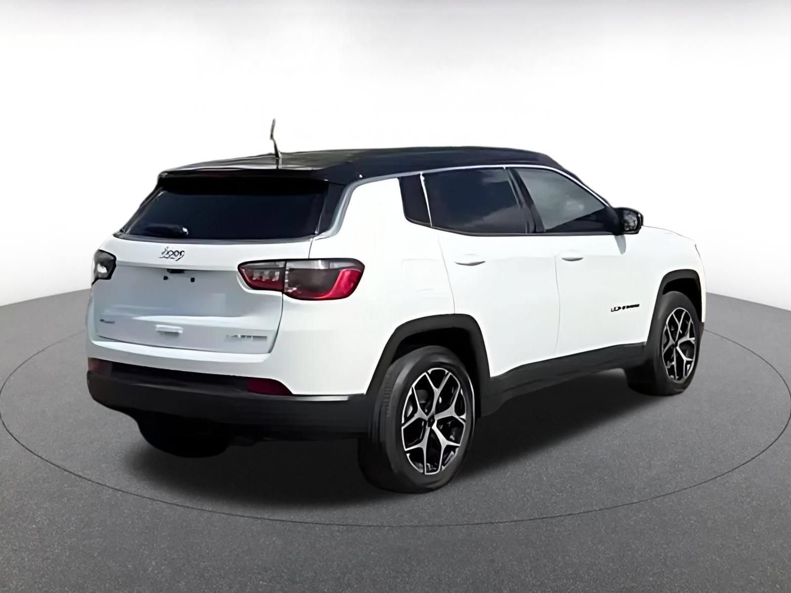 Thumbnail: 2025 Jeep Compass - 13