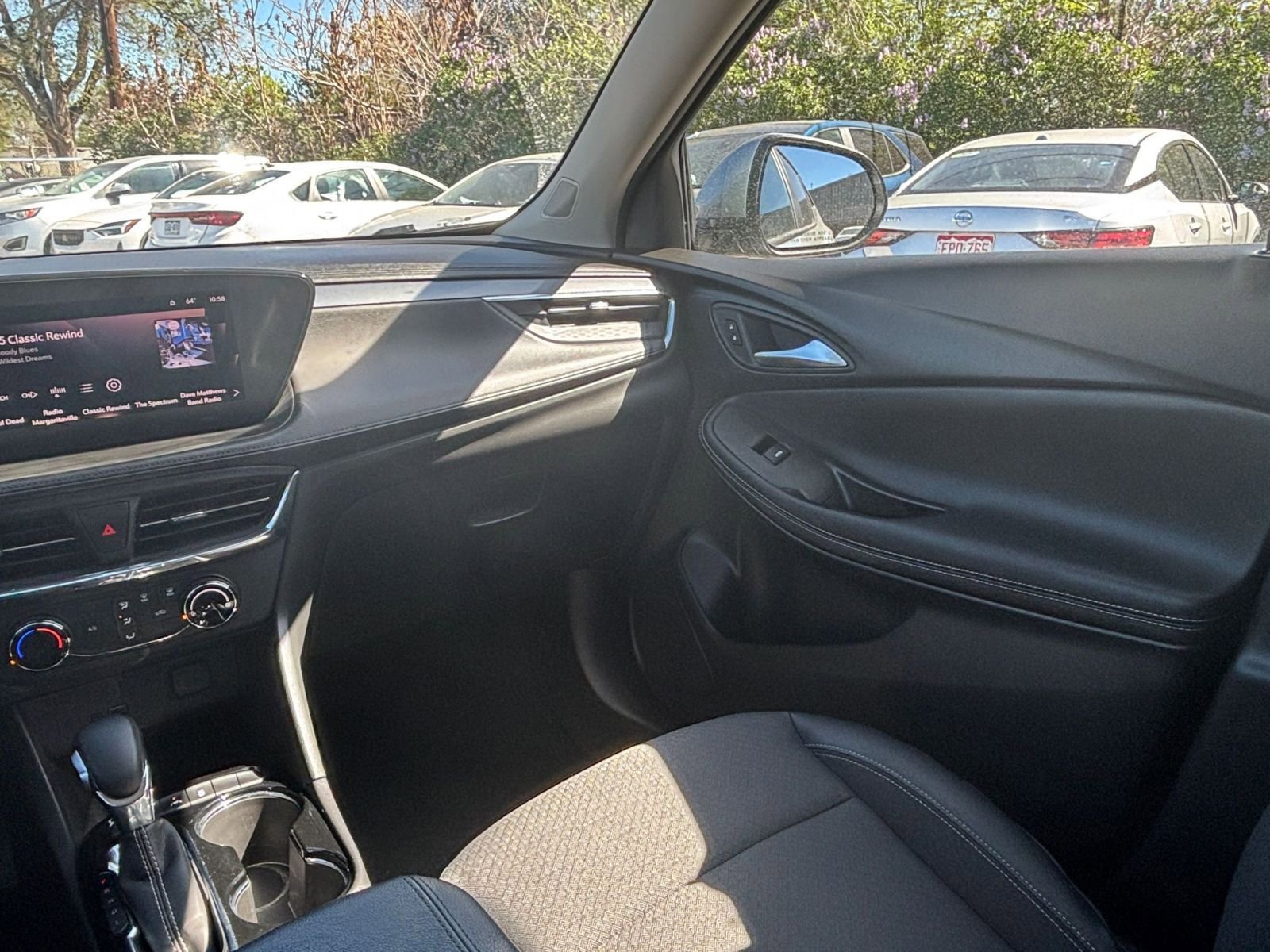 Thumbnail: 2025 Buick Encore GX - 32