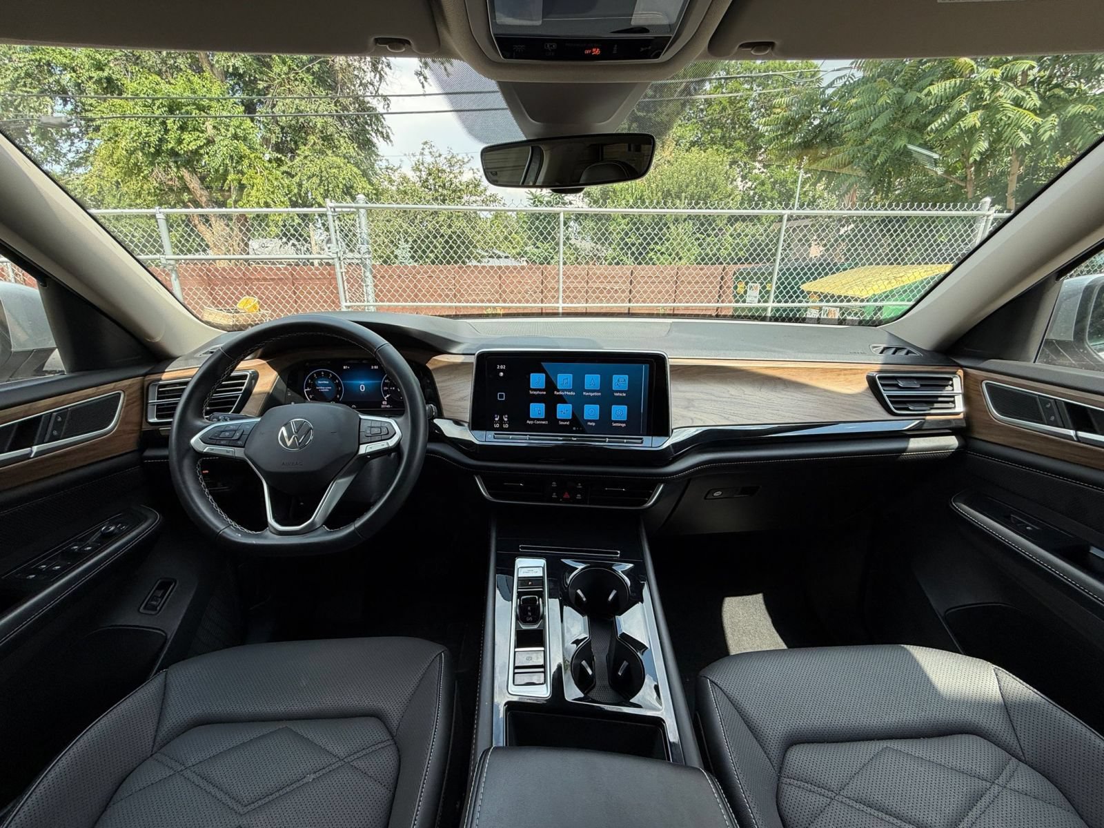 Thumbnail: 2024 Volkswagen Atlas - 33