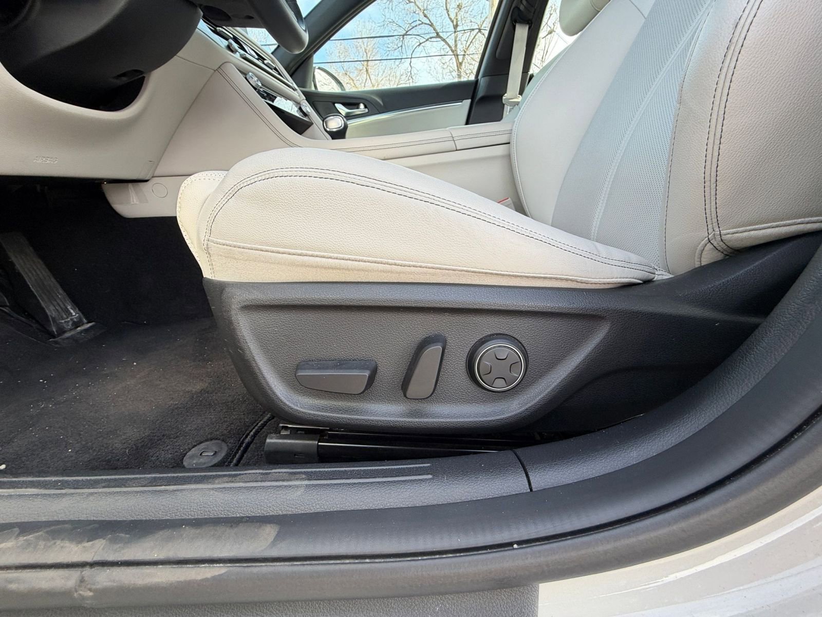 Thumbnail: 2025 Genesis G70 - 22