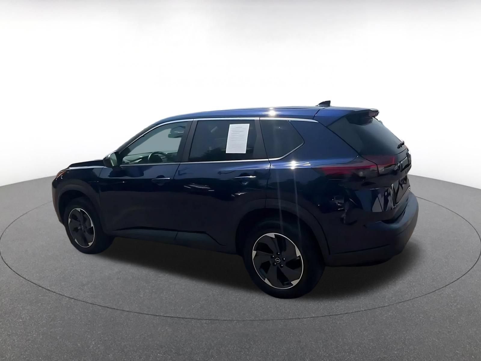 Thumbnail: 2025 Nissan Rogue - 10