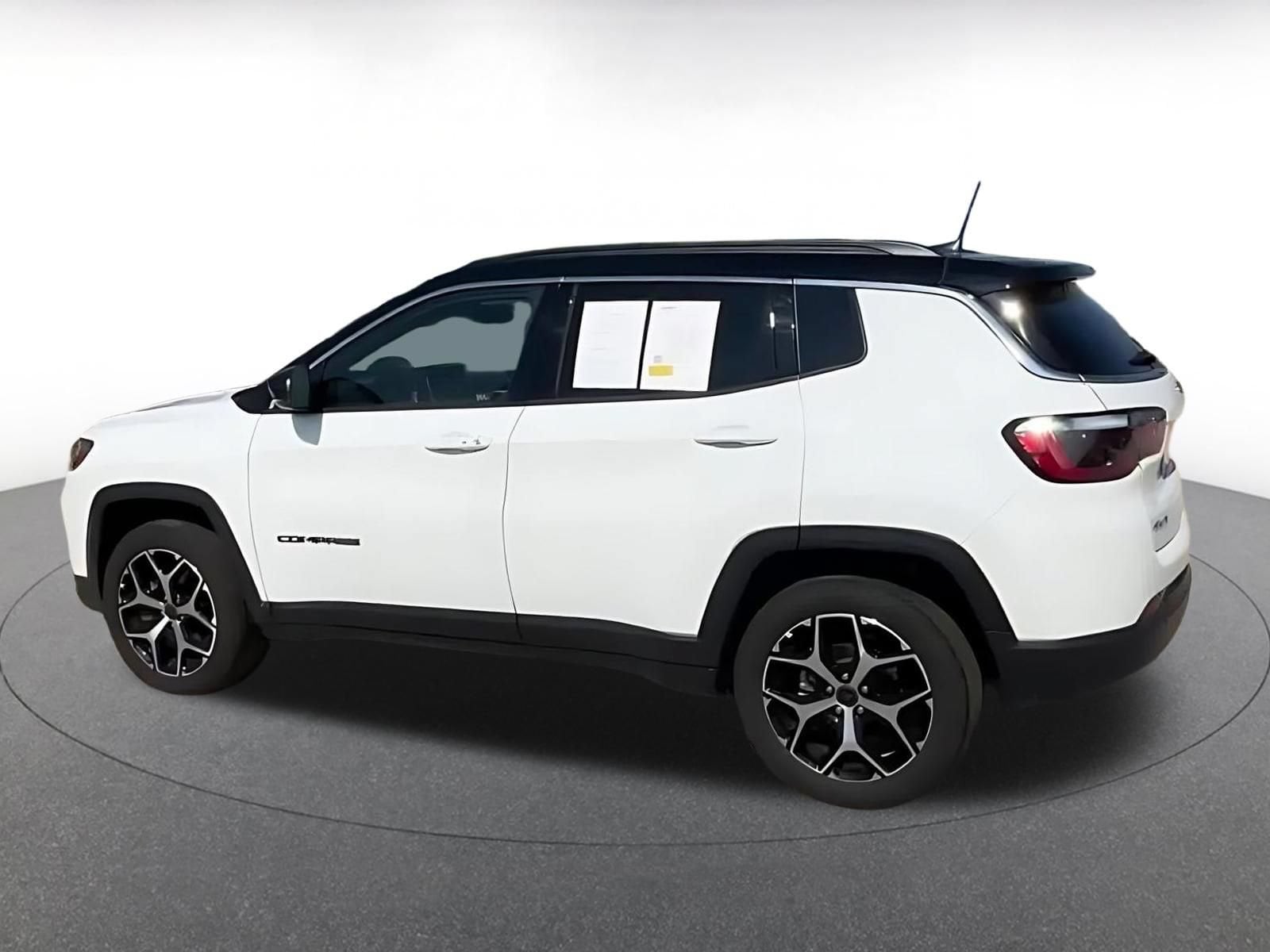 Thumbnail: 2025 Jeep Compass - 10
