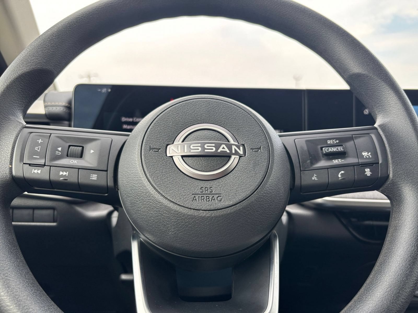 Thumbnail: 2026 Nissan Kicks - 27