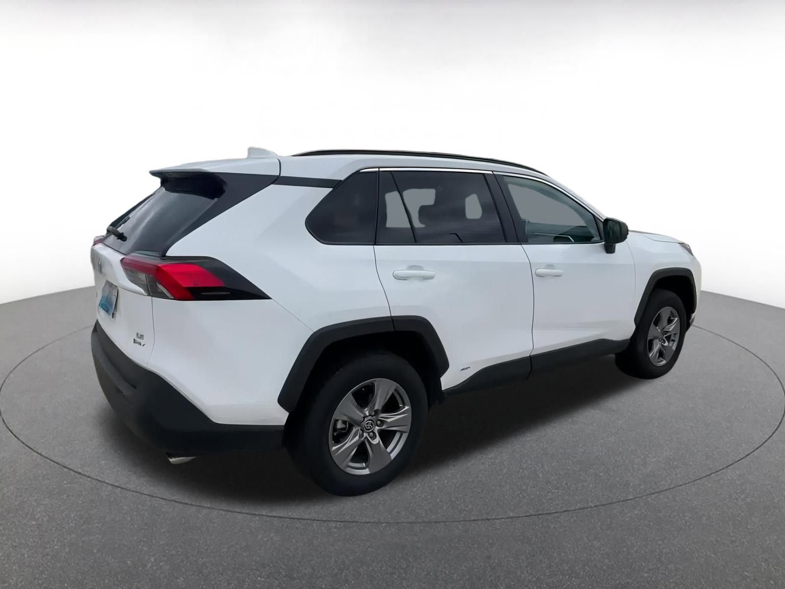 Thumbnail: 2025 Toyota RAV4 - 15