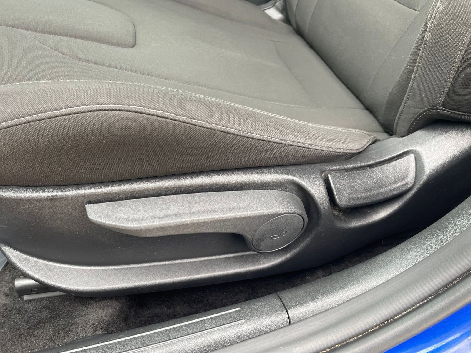 Thumbnail: 2025 Hyundai Elantra - 23