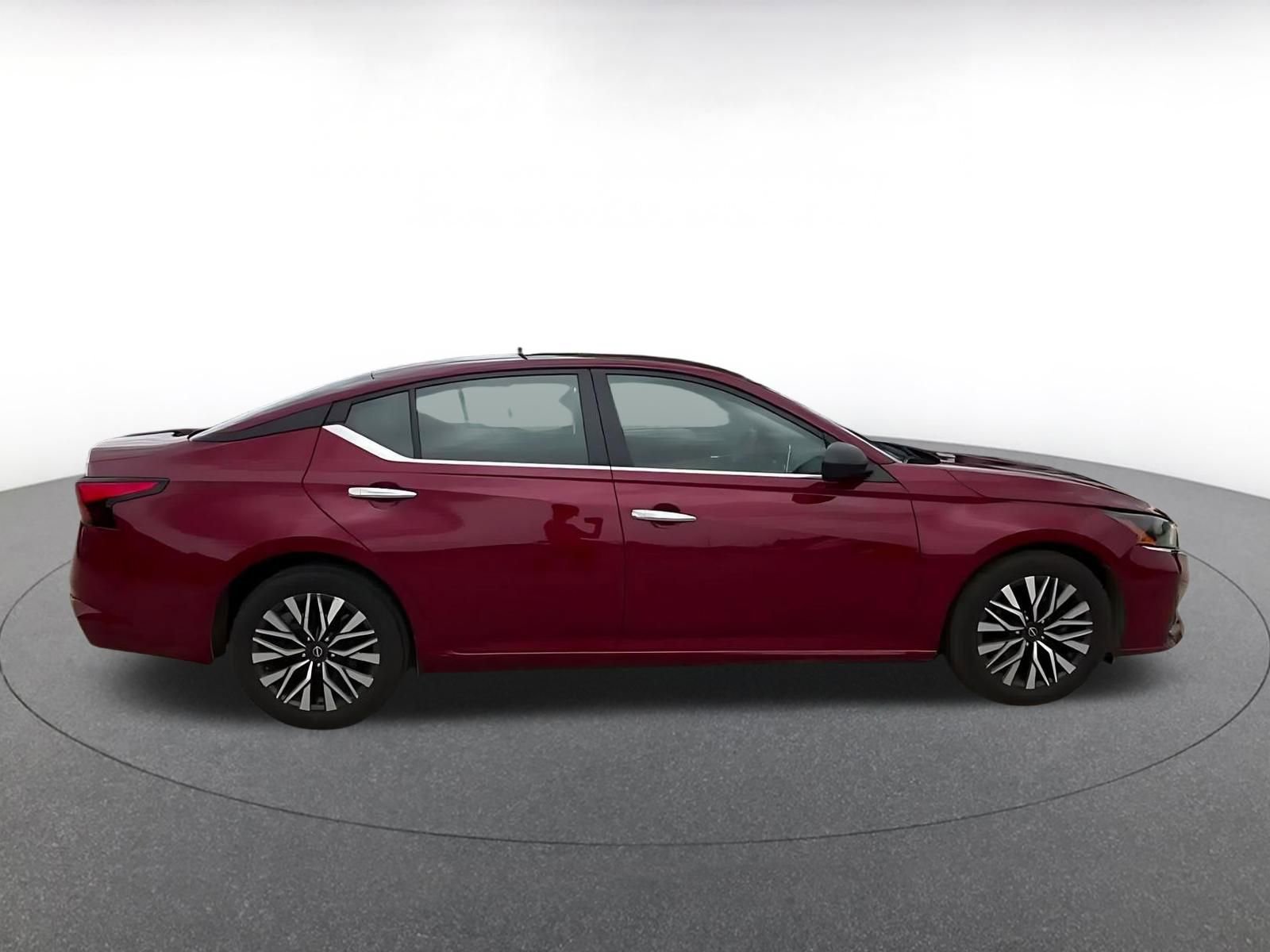 Thumbnail: 2025 Nissan Altima - 16