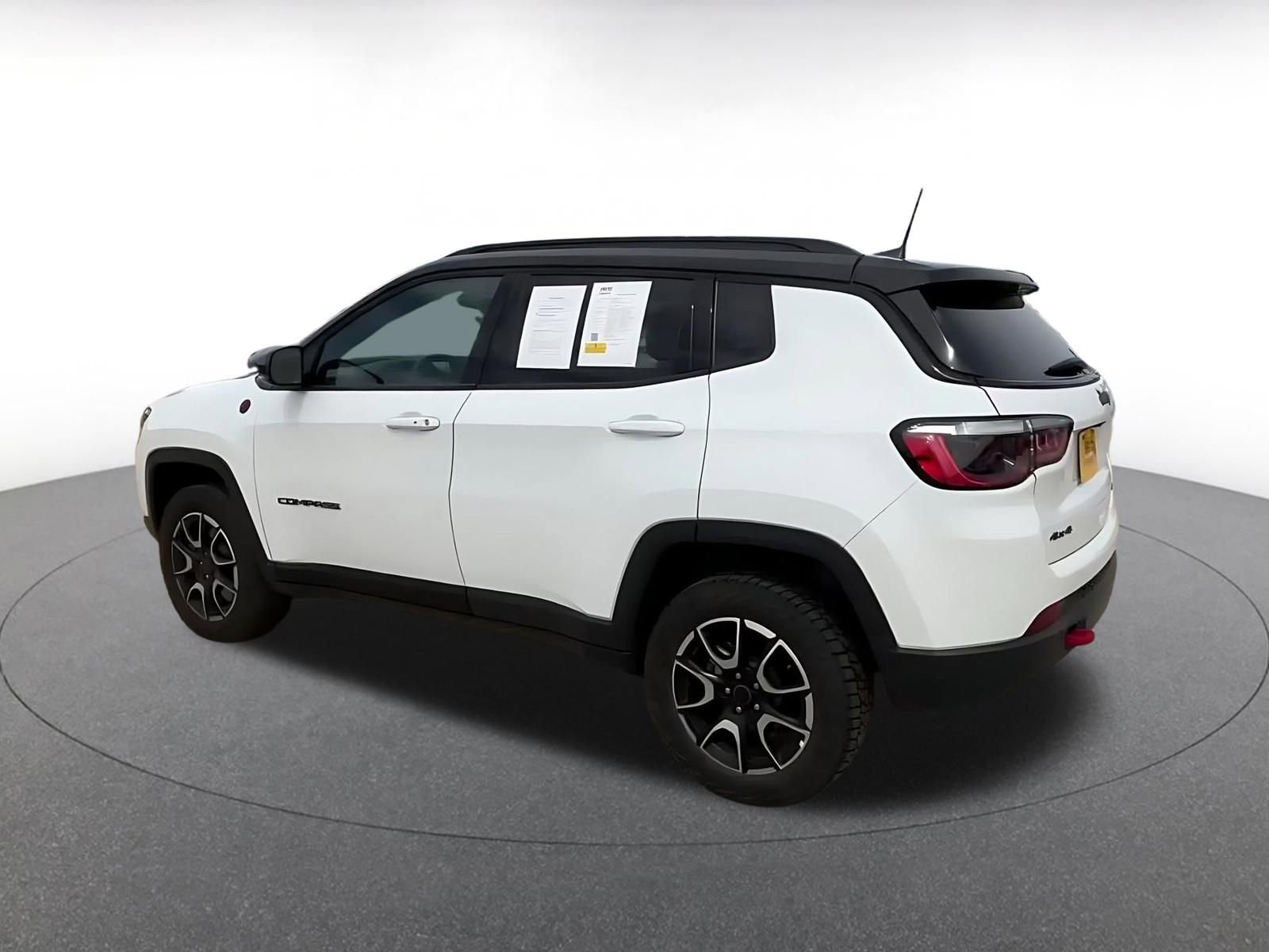 Thumbnail: 2025 Jeep Compass - 9