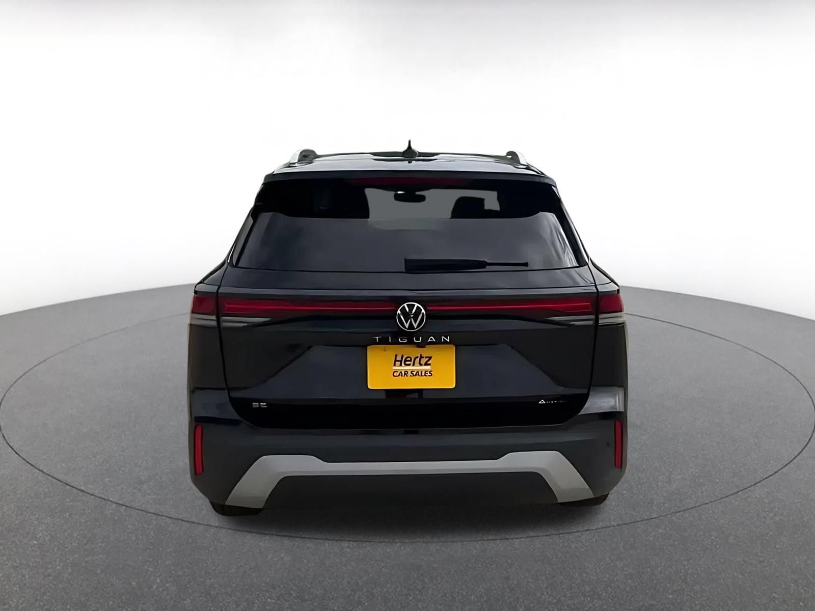 Thumbnail: 2026 Volkswagen Tiguan - 12