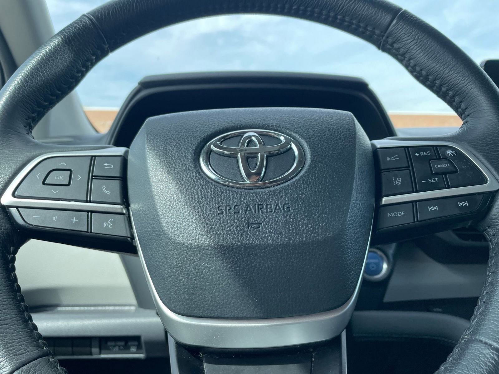 Thumbnail: 2024 Toyota Sienna - 29