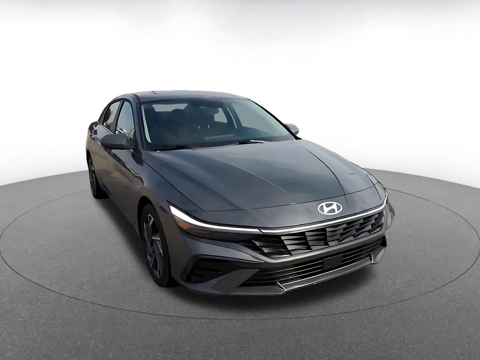 Thumbnail: 2025 Hyundai Elantra - 3