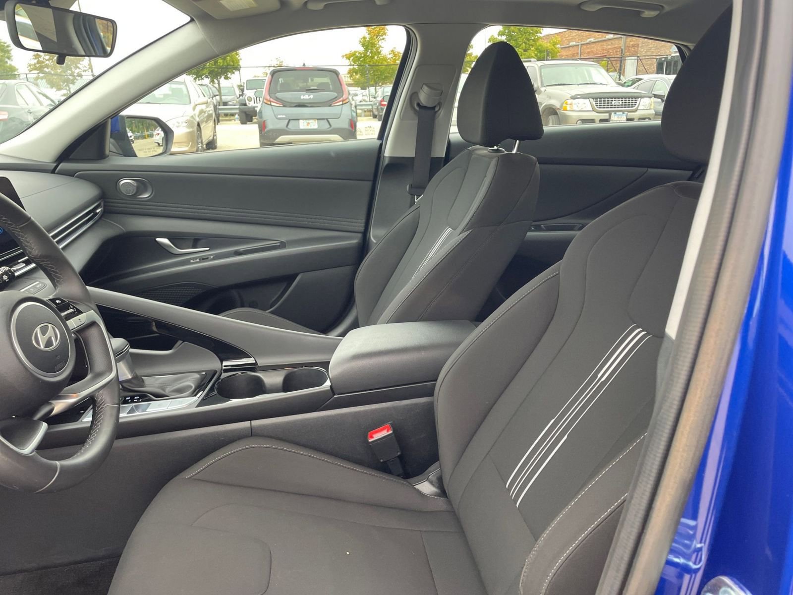 Thumbnail: 2025 Hyundai Elantra - 27