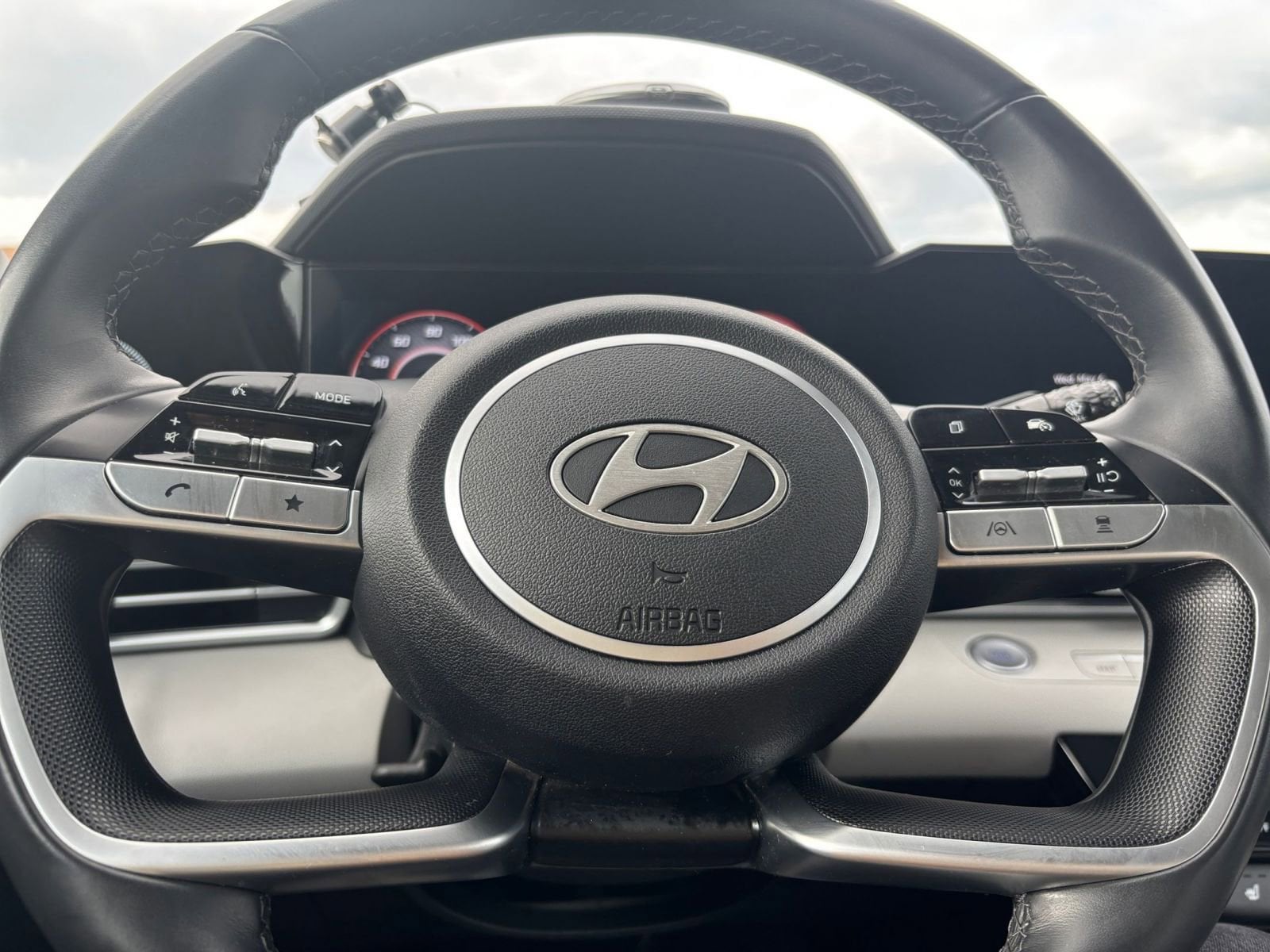 Thumbnail: 2025 Hyundai Elantra - 27