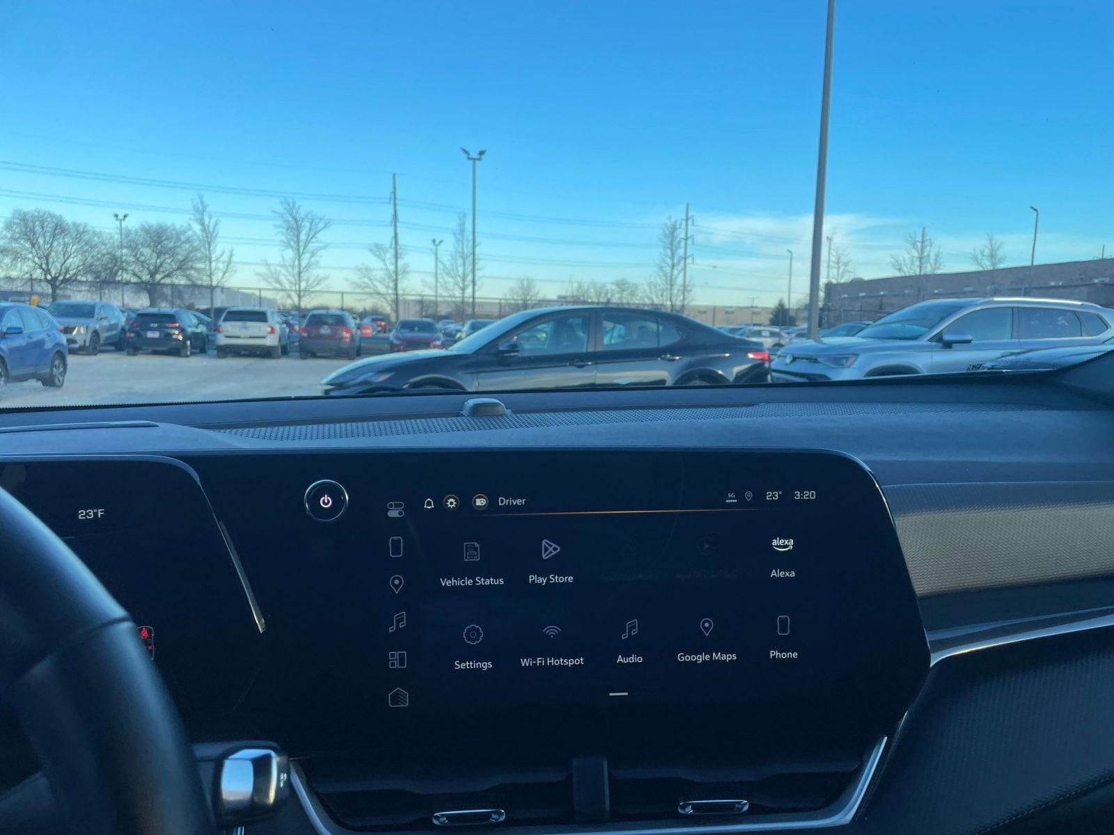 Thumbnail: 2025 Chevrolet Equinox - 18