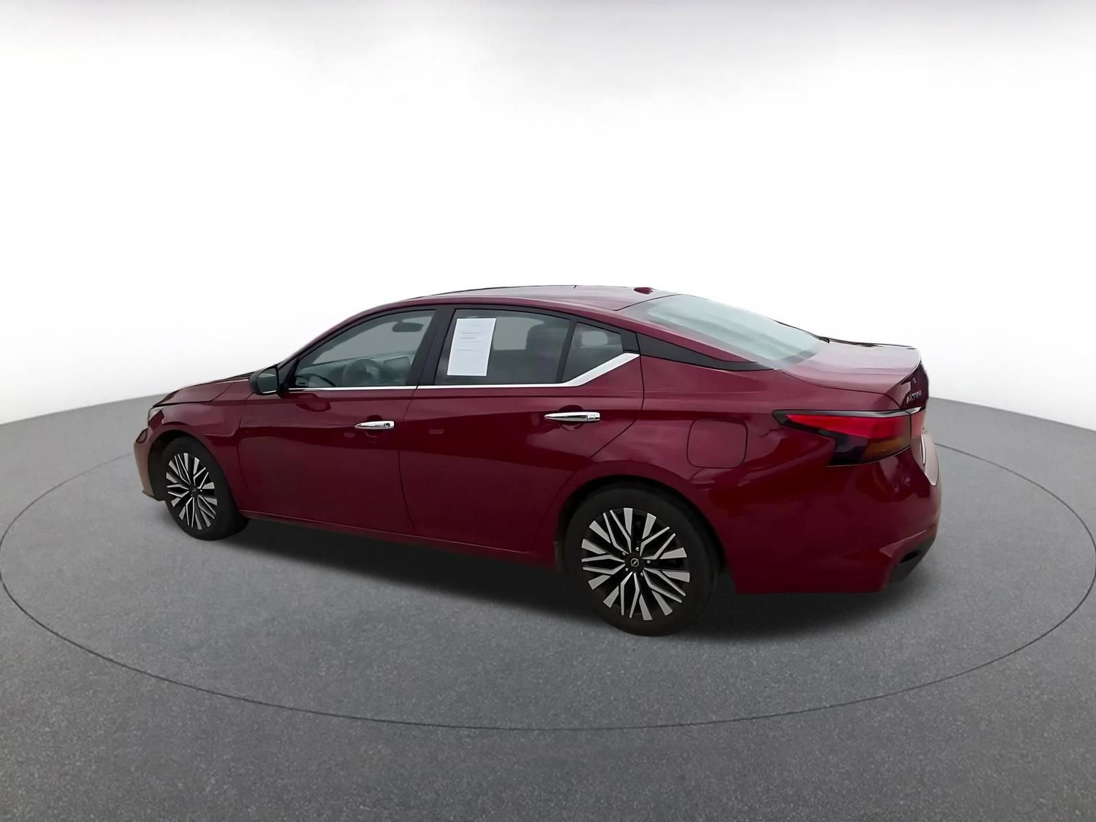 Thumbnail: 2025 Nissan Altima - 10
