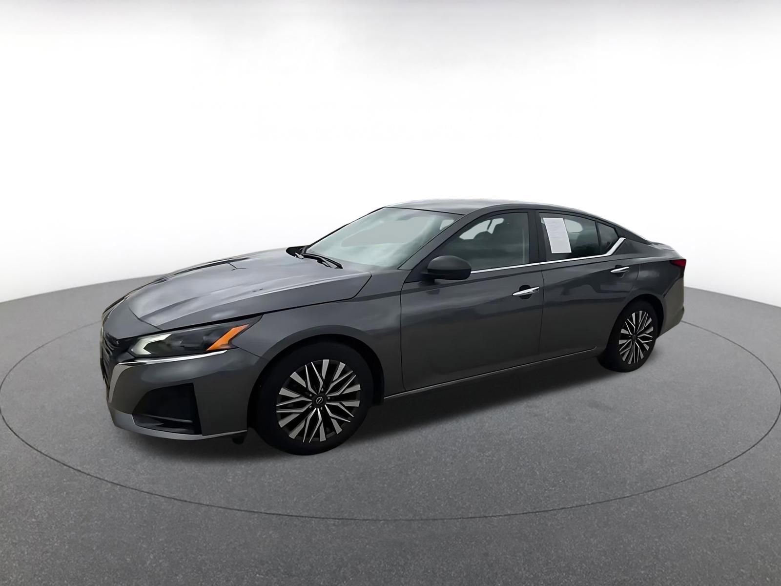 Thumbnail: 2025 Nissan Altima - 8