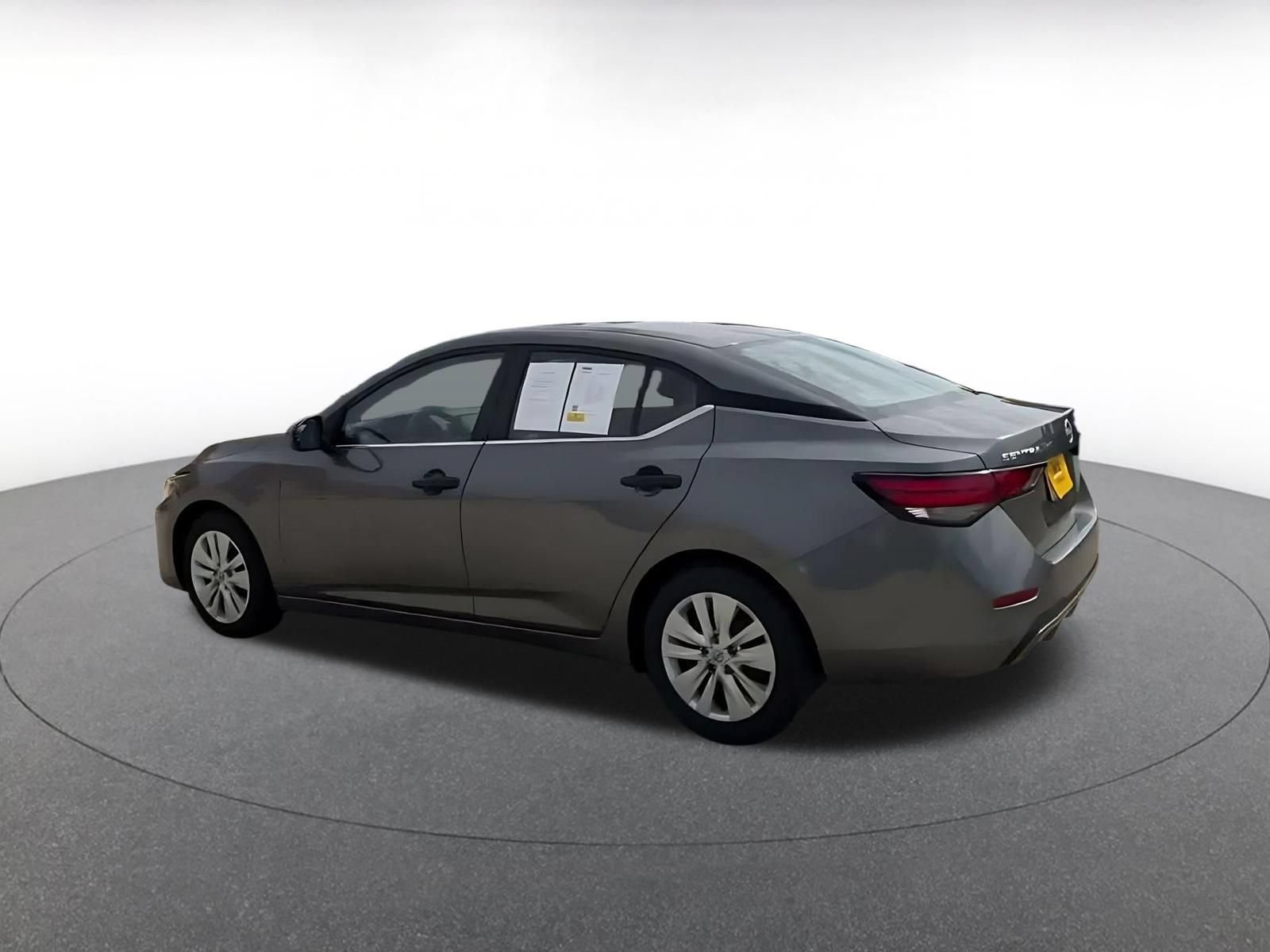 Thumbnail: 2025 Nissan Sentra - 10