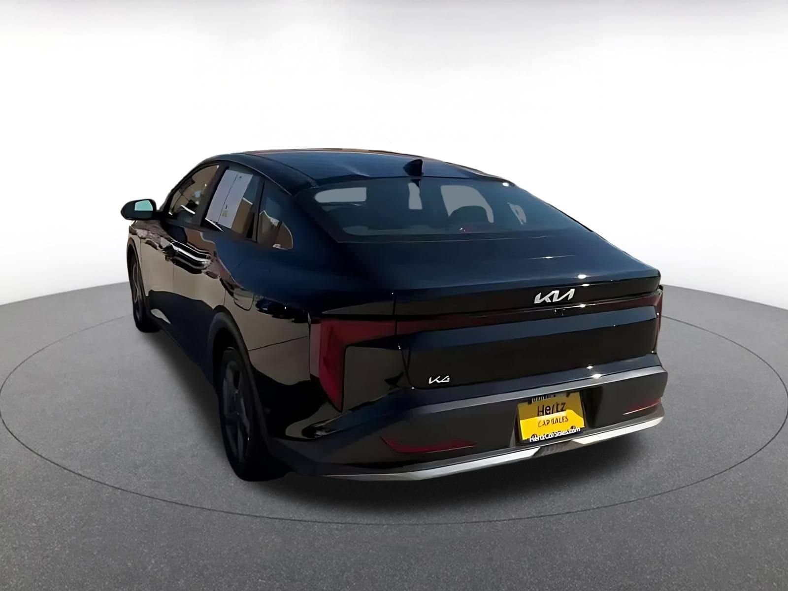 Thumbnail: 2026 Kia K4 - 9